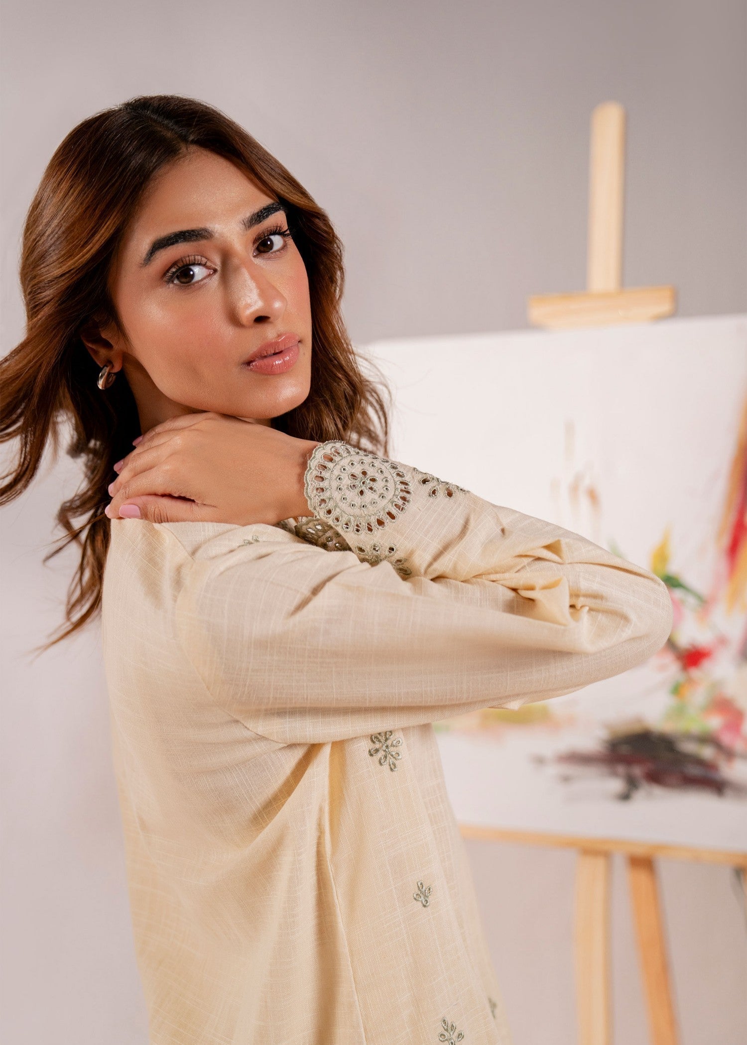 Kiara Ozan Embroidered Women 2pcs