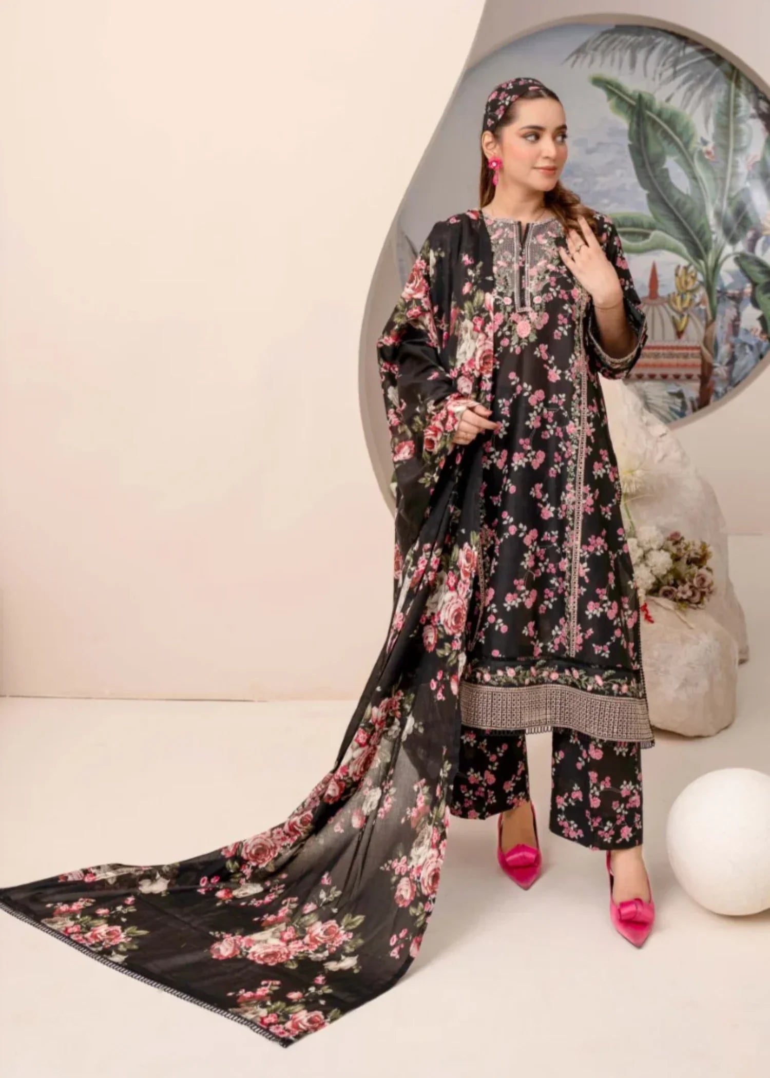 Humna & Momina EMBROIDERED PRINTED LAWN SUIT BLACK Women 3pcs