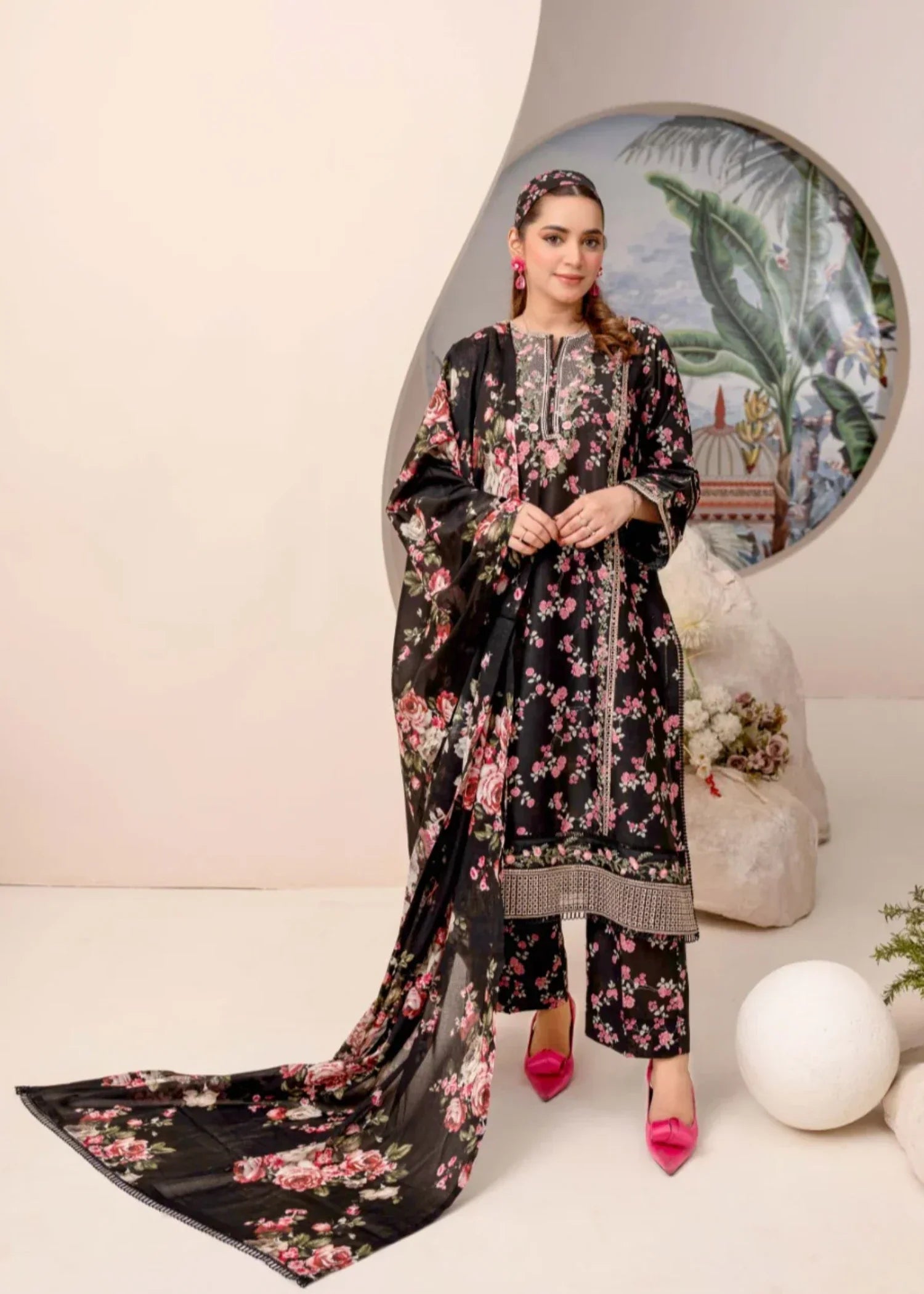 Humna & Momina EMBROIDERED PRINTED LAWN SUIT BLACK Women 3pcs