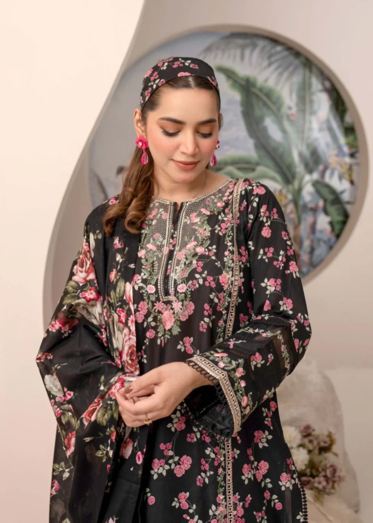 Humna & Momina EMBROIDERED PRINTED LAWN SUIT BLACK Women 3pcs