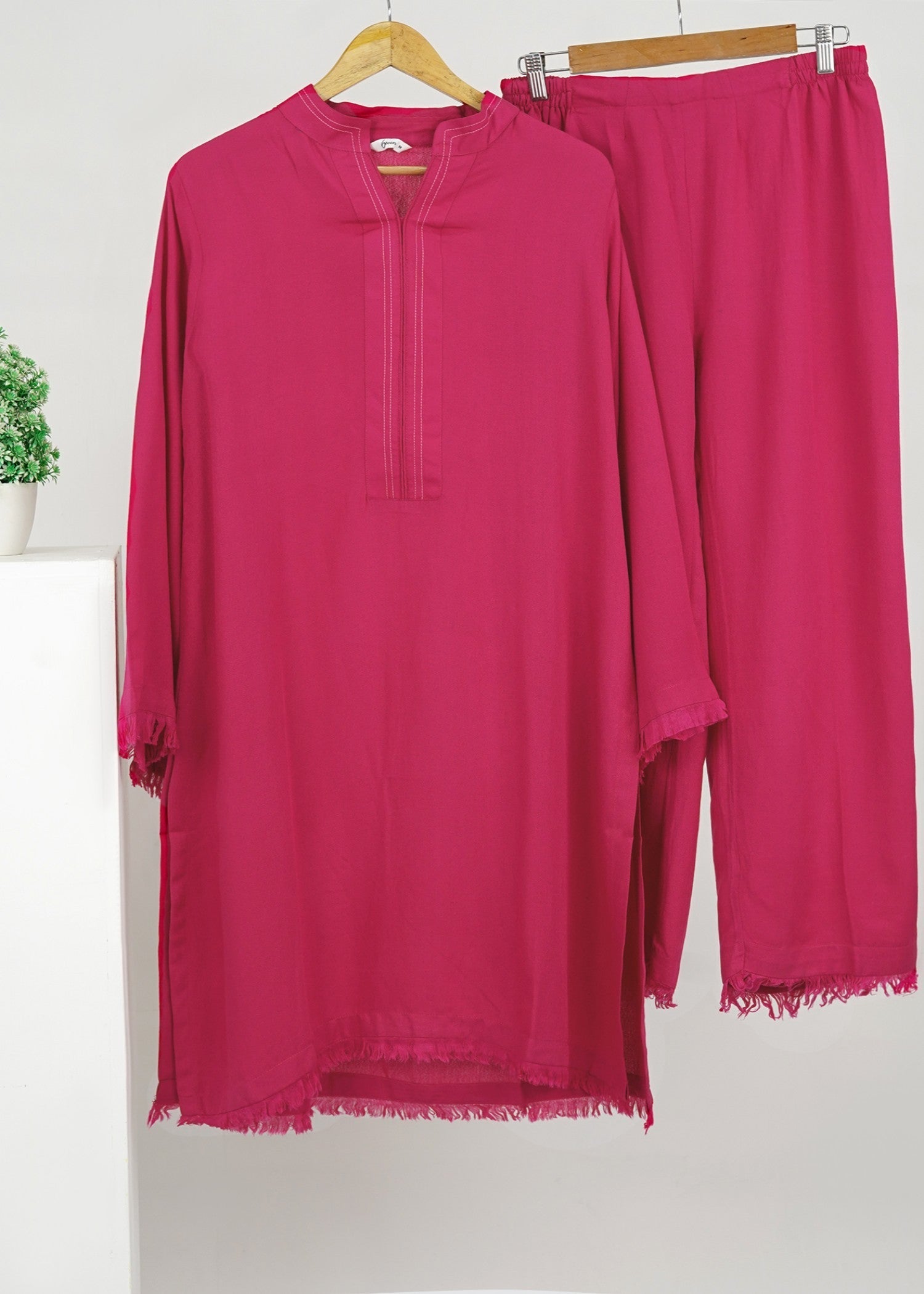 6teen HOT PINK Women 2pcs