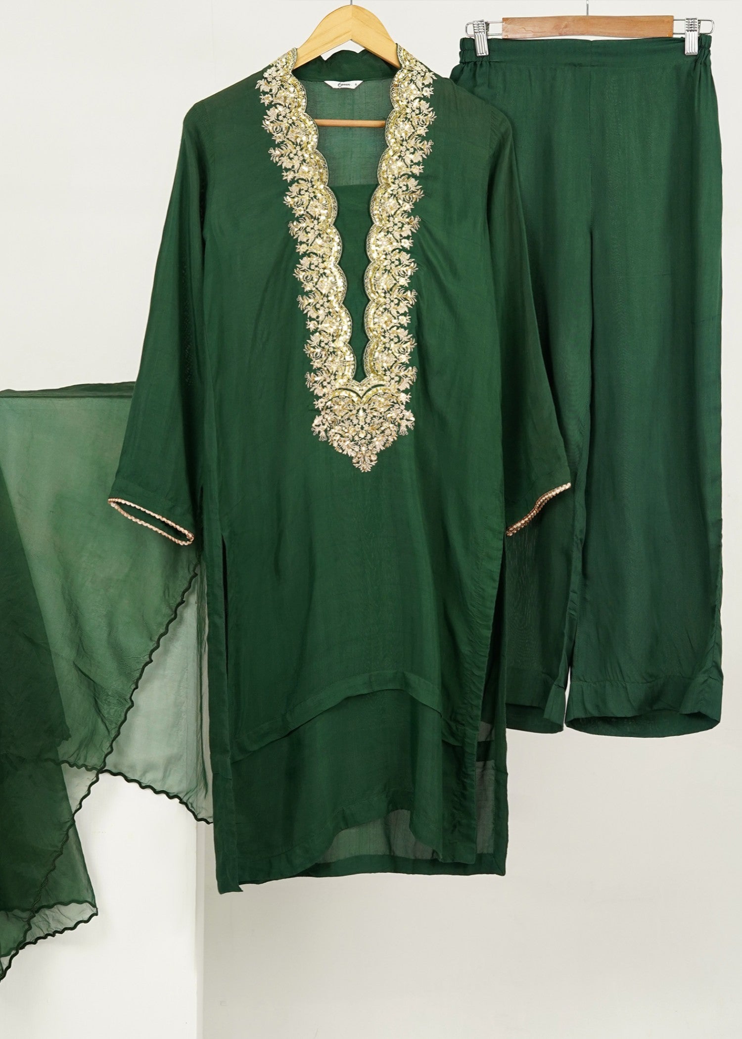 6teen Raw Silk Suit Embroidered (Pret) Green Women 3pcs