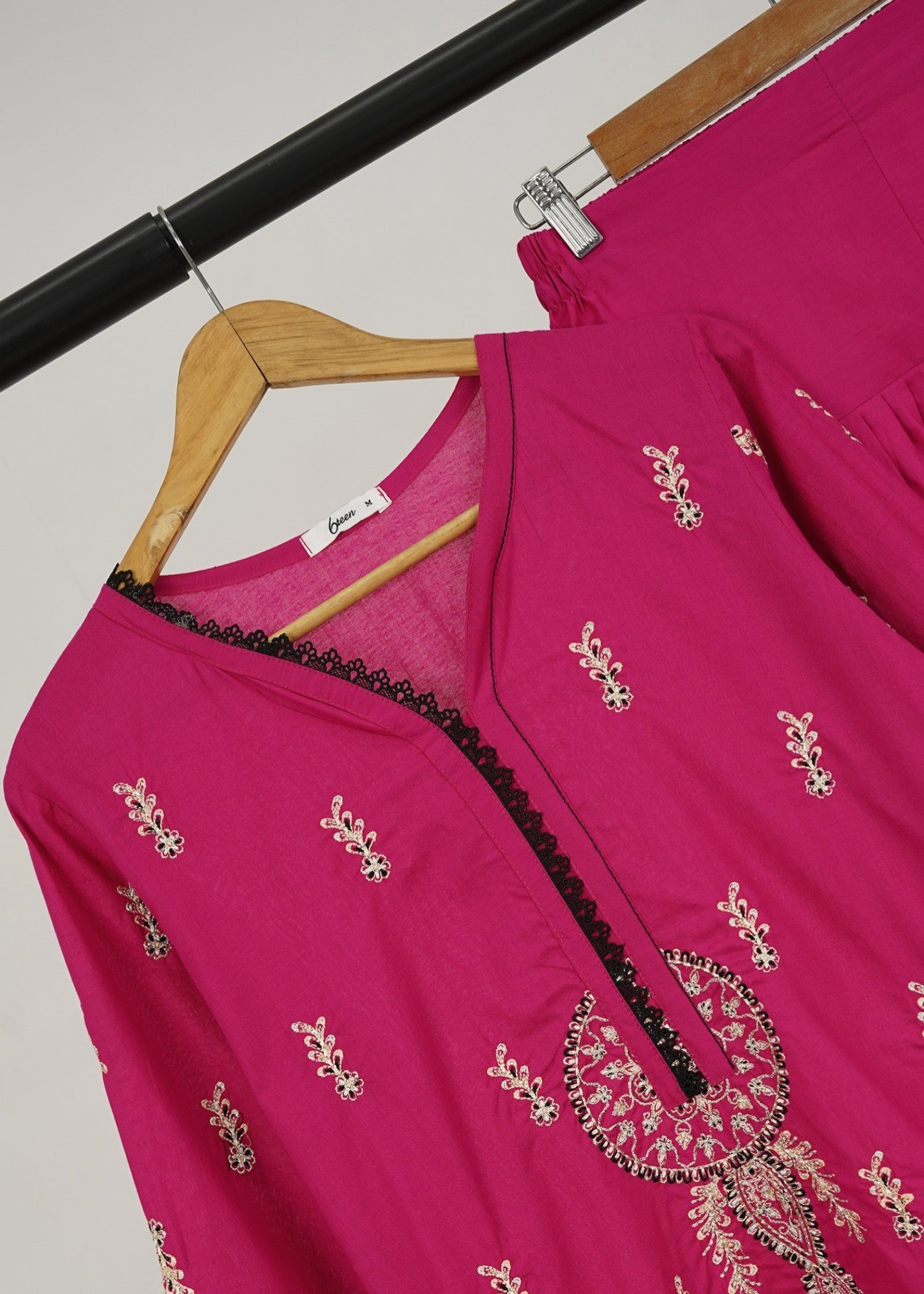 6teen S53 SHOCKING PINK EMBROIDERED SUIT Women 3pcs