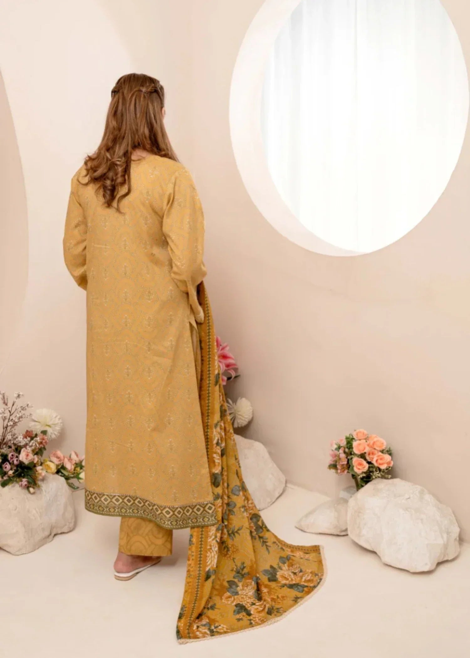 Humna & Momina EMBROIDERED PRINTED LAWN SUIT (Sunflower) Women 3pcs