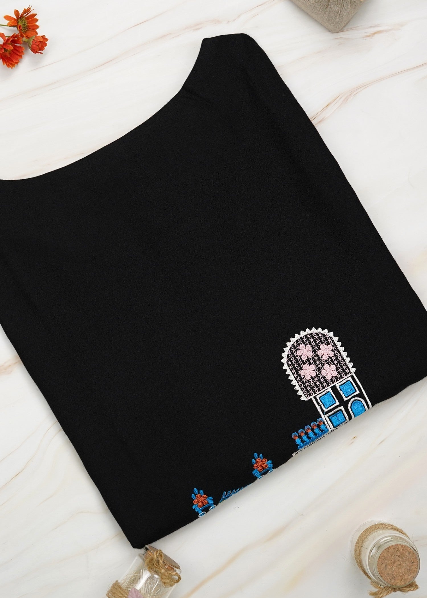 6teen black embroidered shirt Women 1pcs