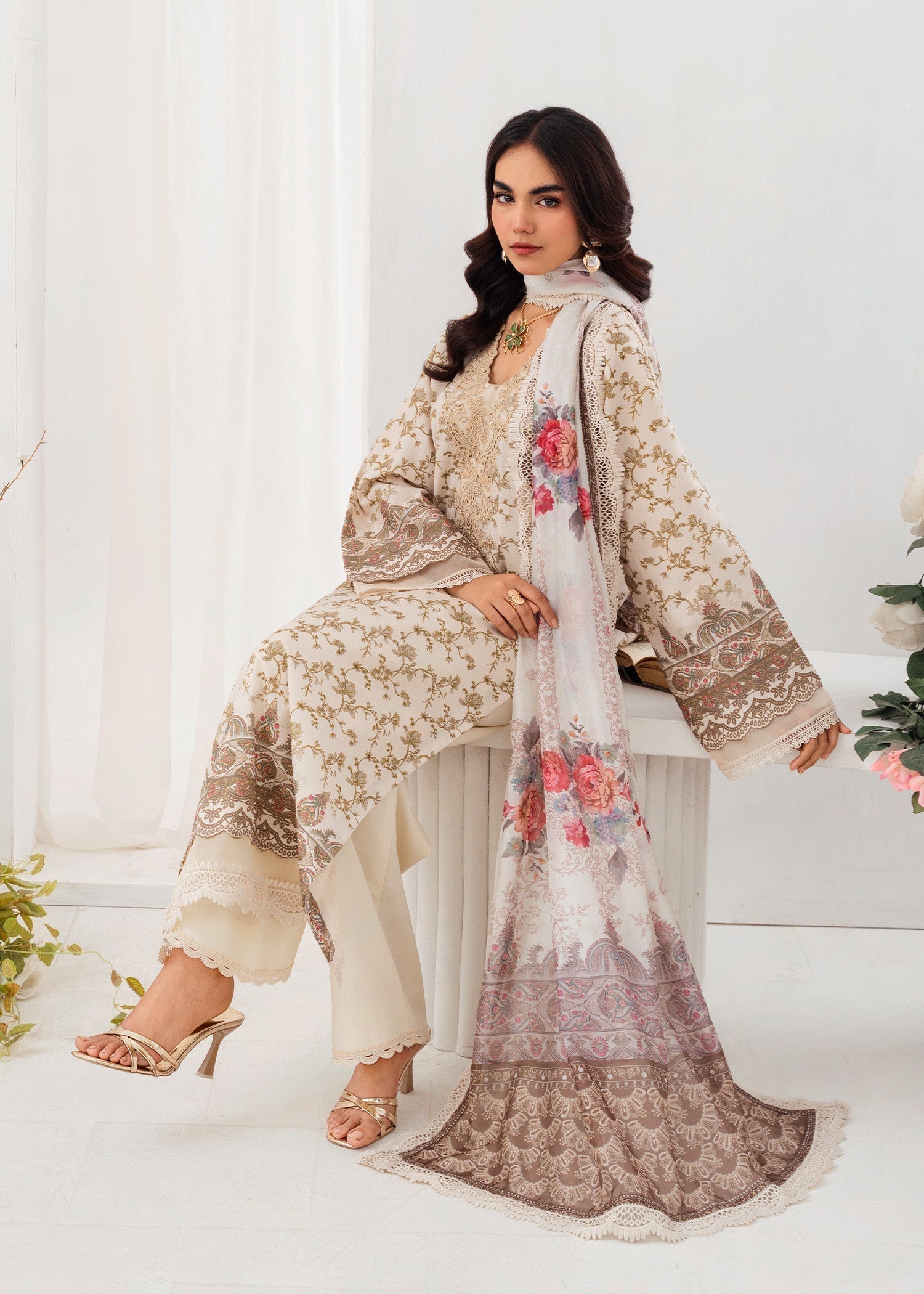 Chandan Nagri Swaya Women 3pcs