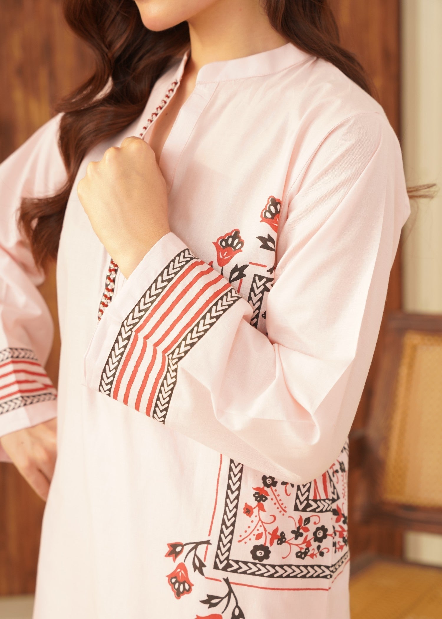 Hoorwani Jeem Pink Women 2pcs