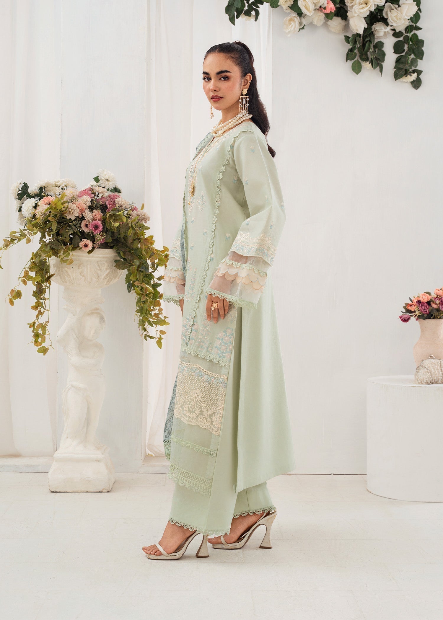 Chandan Nagri Evolet Women 3pcs