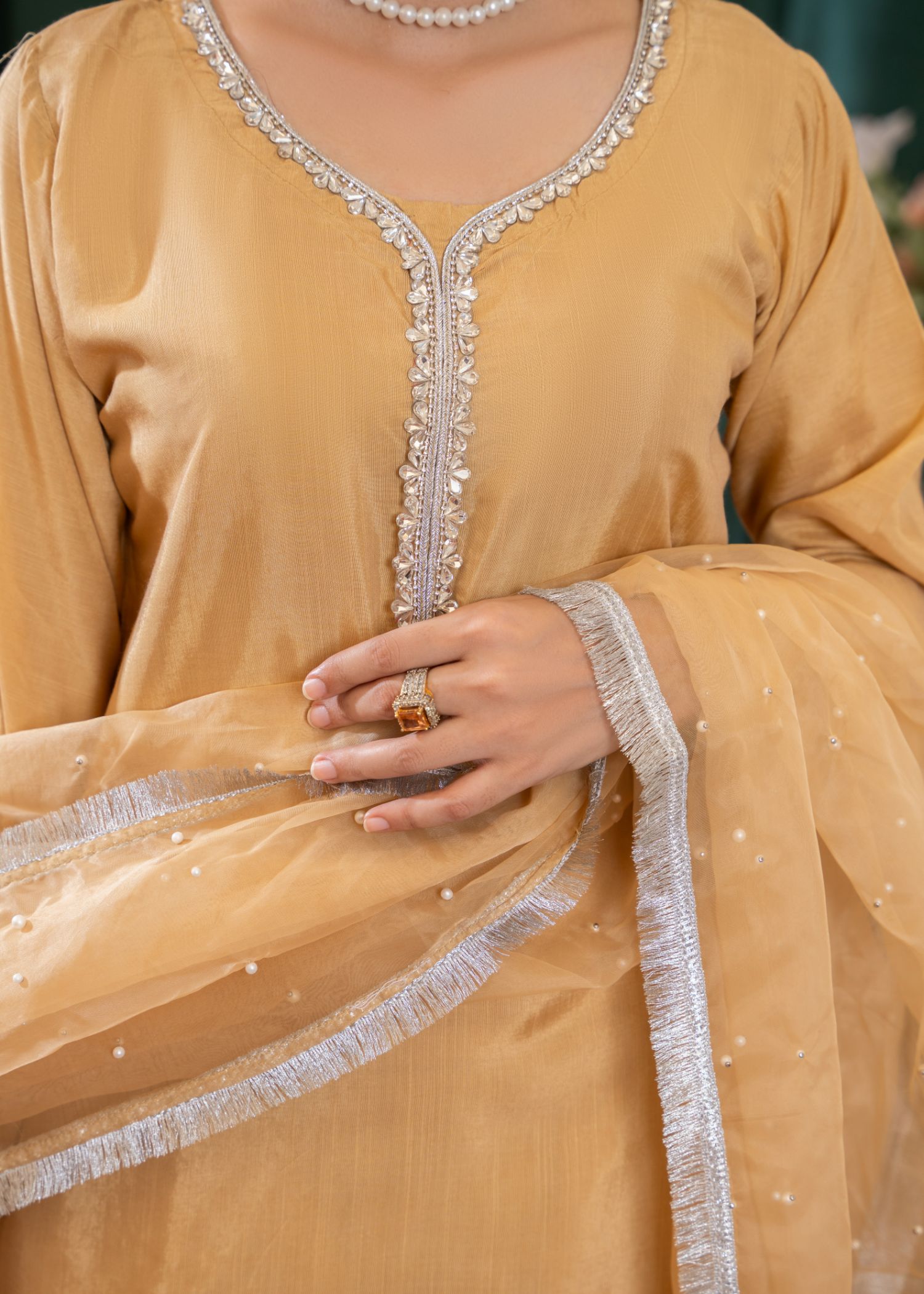 Momin Online Organza dupatta 0003 Women 1pcs