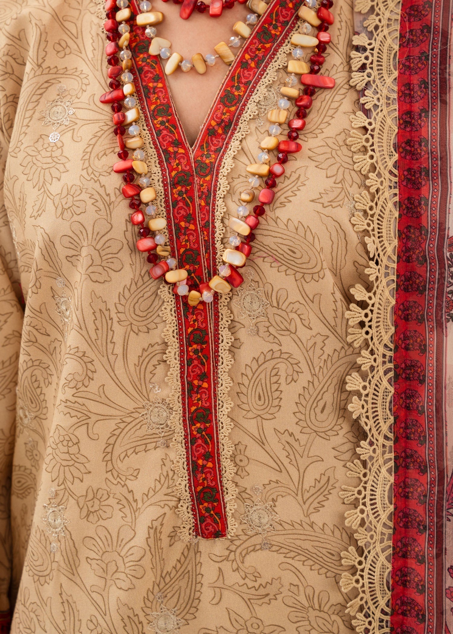 Chandan Nagri Perle Women 3pcs