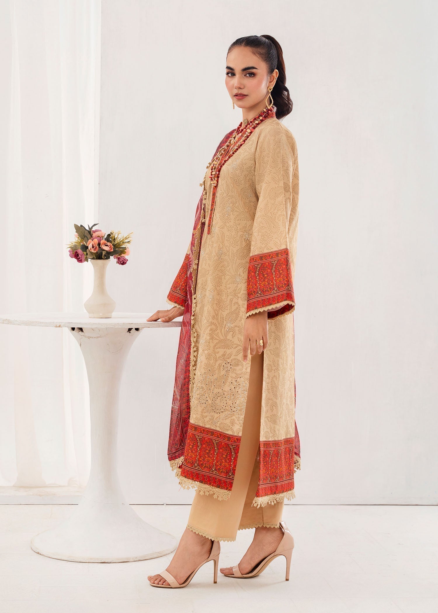 Chandan Nagri Perle Women 3pcs