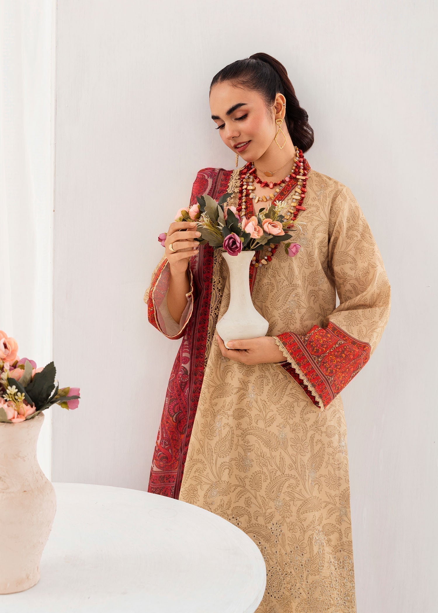 Chandan Nagri Perle Women 3pcs