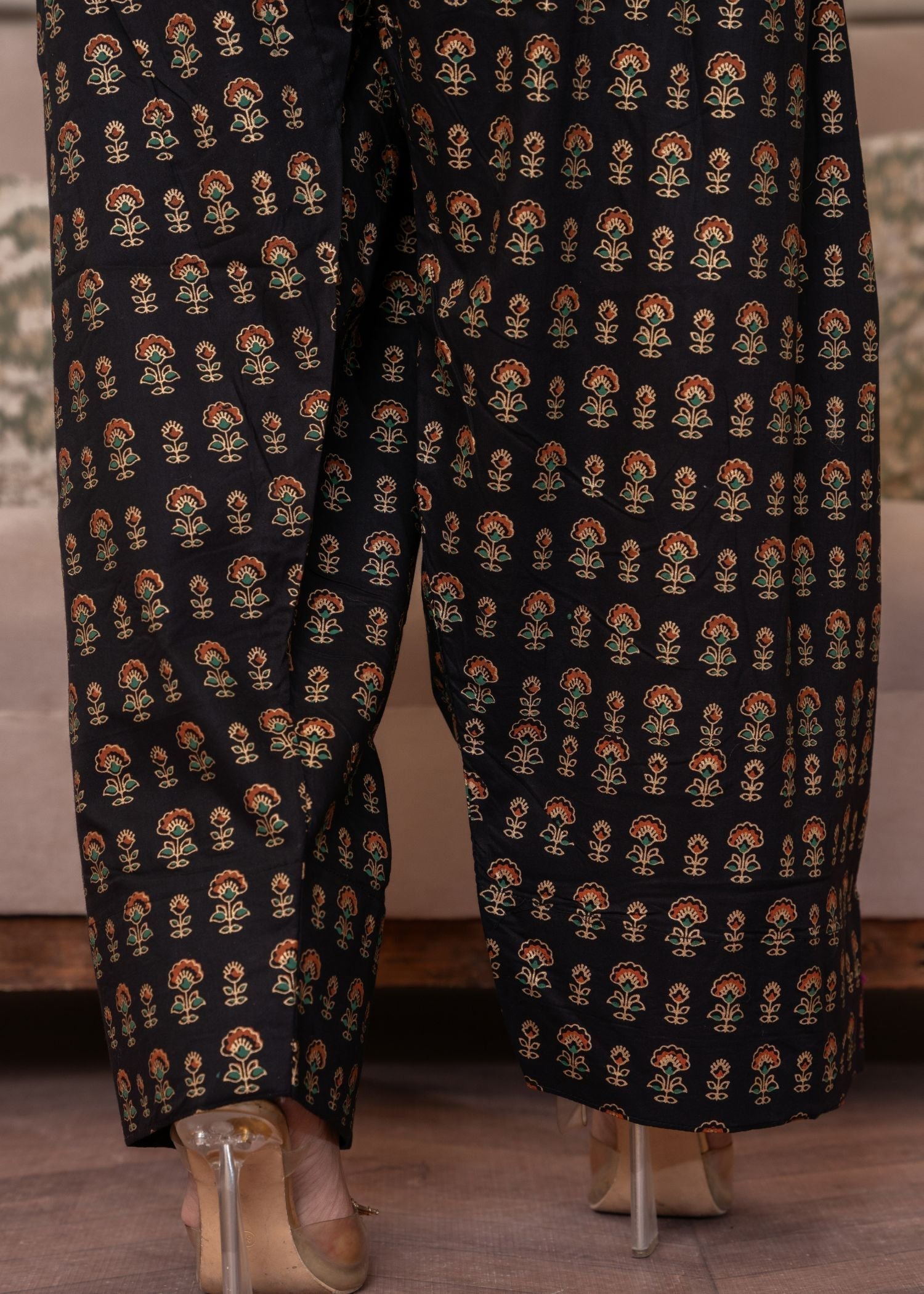 Momin Online Farshi Shalwar B004 Women 1pcs