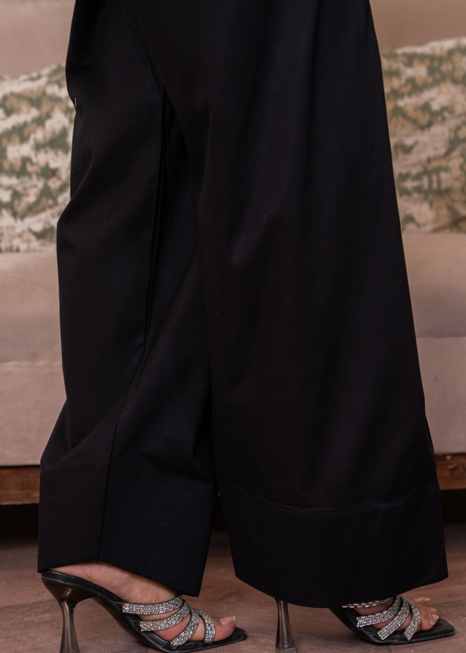 Momin Online Farshi Shalwar B002 Women 1pcs