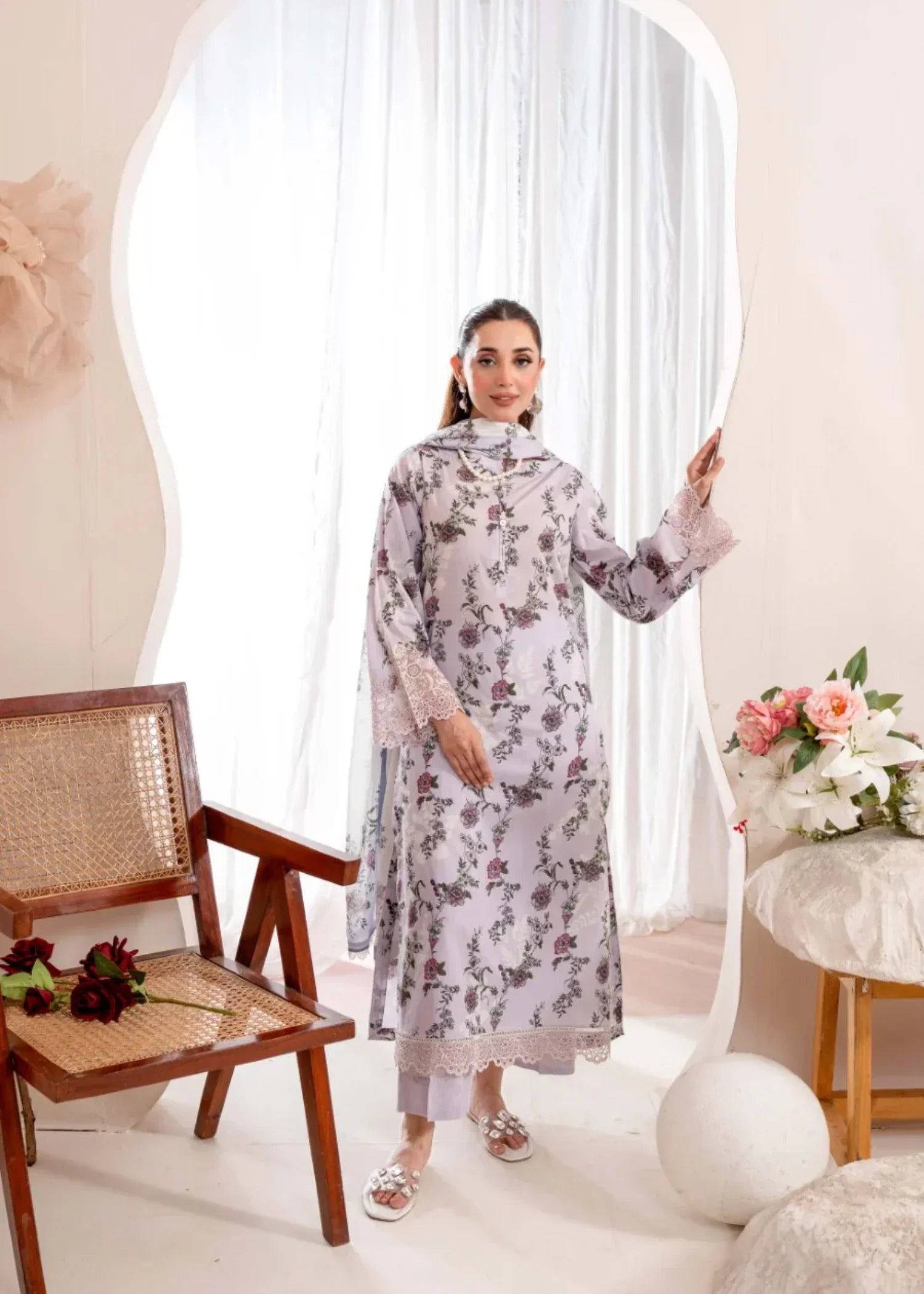 Humna & Momina EMBROIDERED PRINTED LAWN SUIT THISTLE Women 3pcs