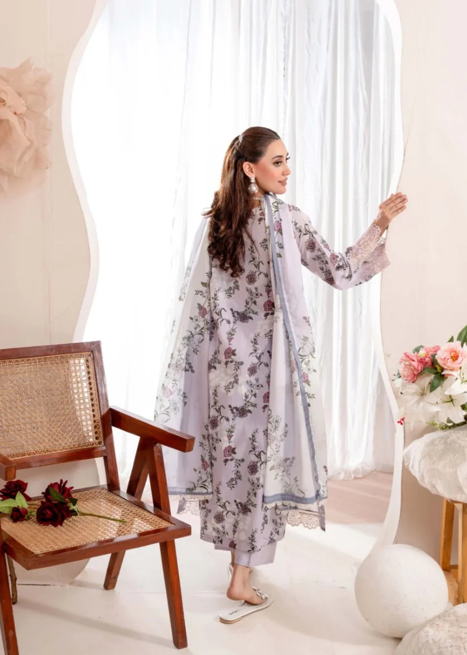 Humna & Momina EMBROIDERED PRINTED LAWN SUIT THISTLE Women 3pcs