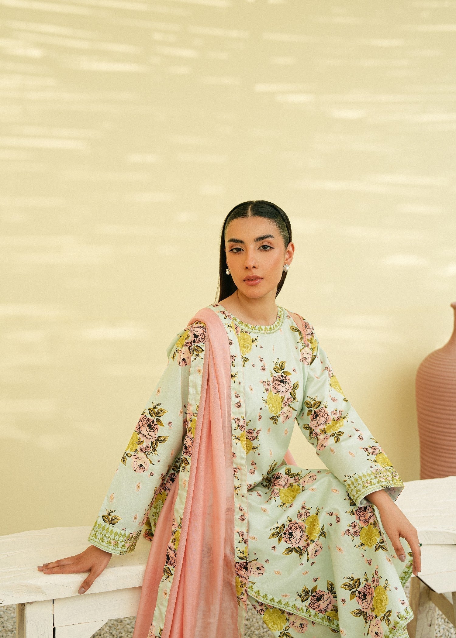 Mannat Petals Women 2pcs