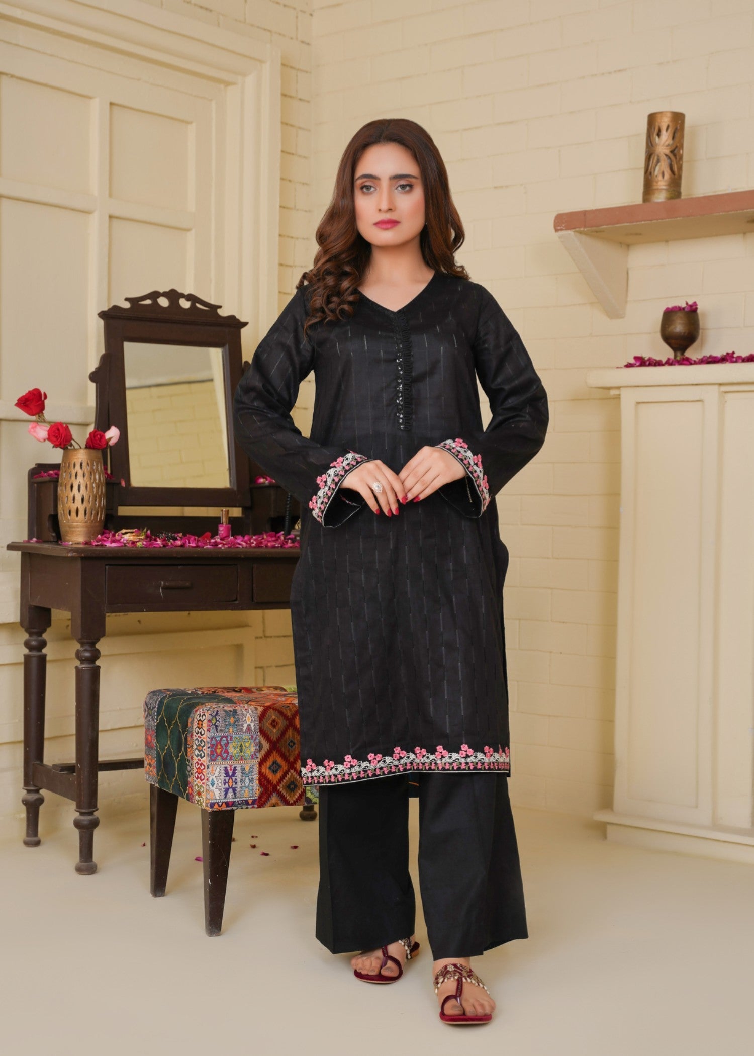 Era By Fiya Night Bloom Stitched Women 2pcs