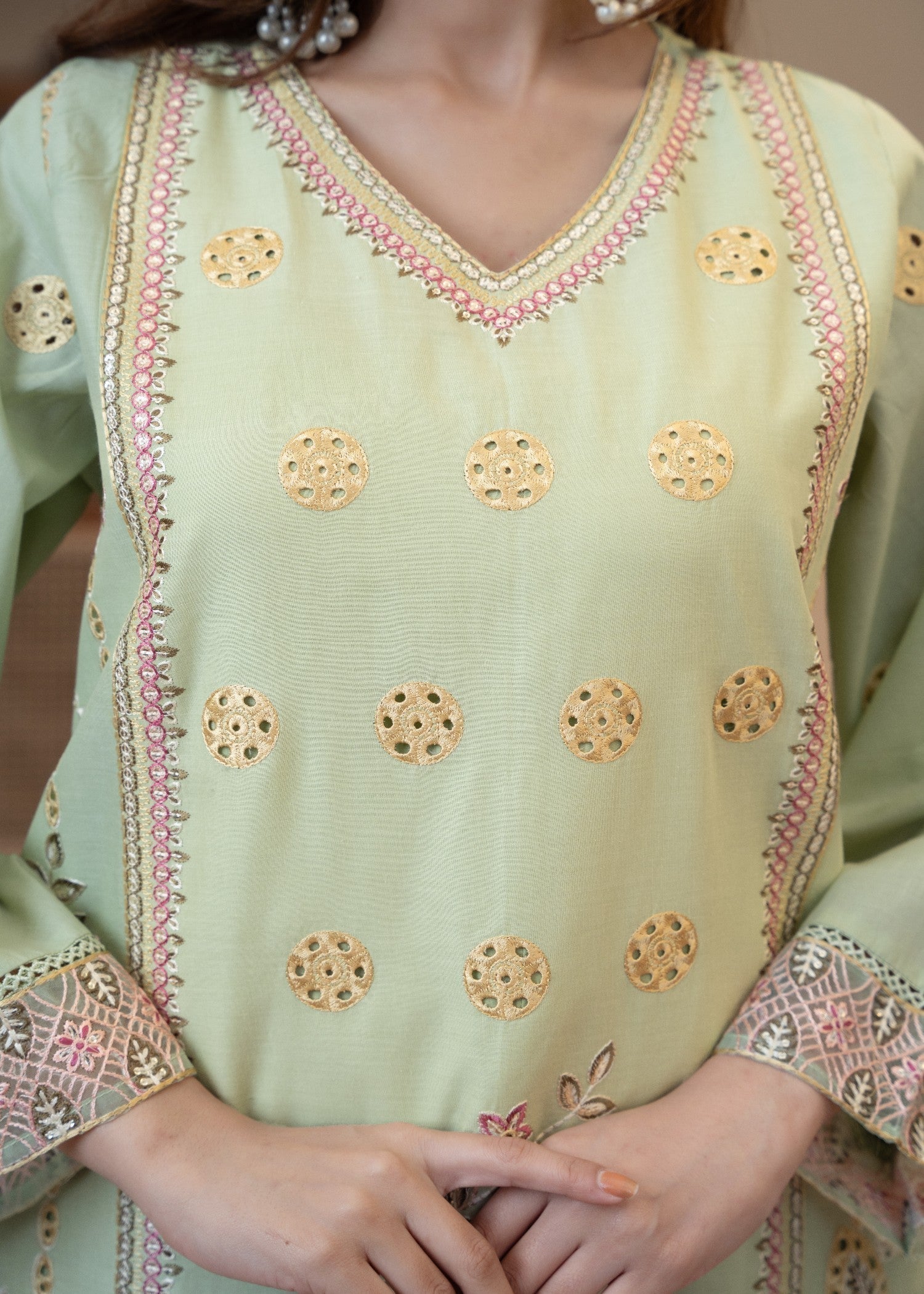 Waniya Awais WAL 28 Lawn Stitched Women 3pcs