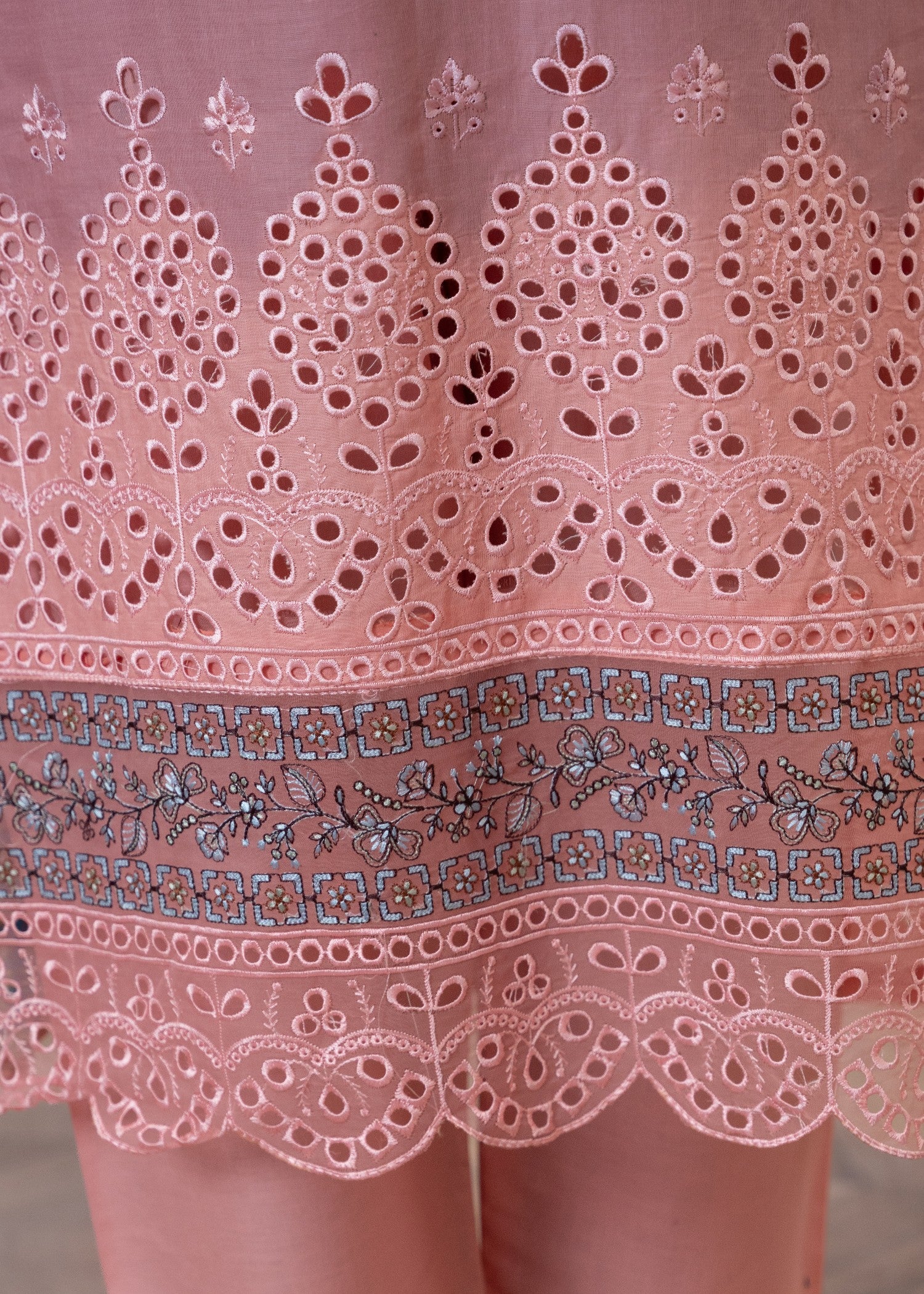 Waniya Awais WAL 16 Lawn Stitched Women 3pcs