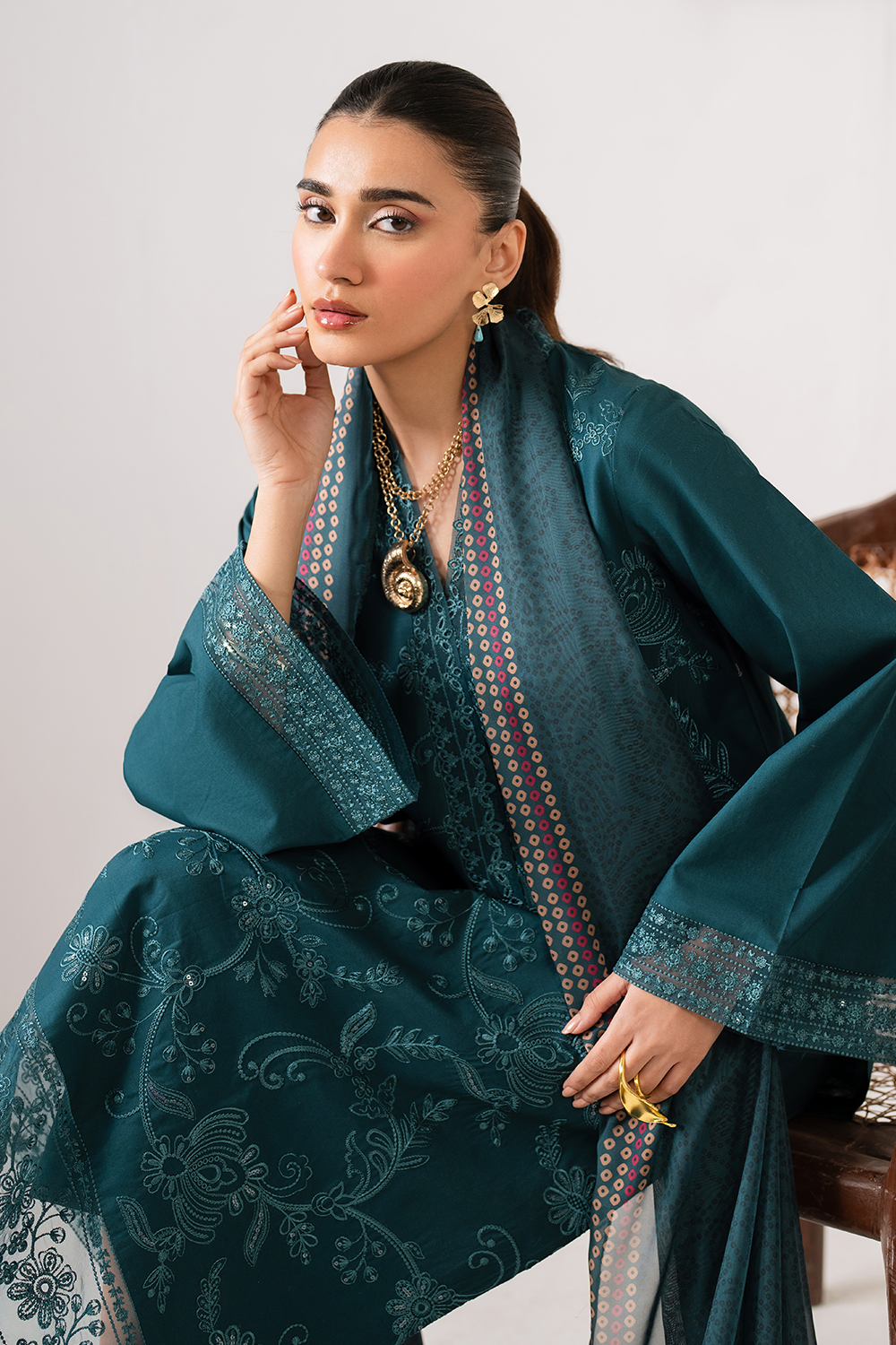 Esra Embroidered Lawn MJ 25 01 Women 3pcs