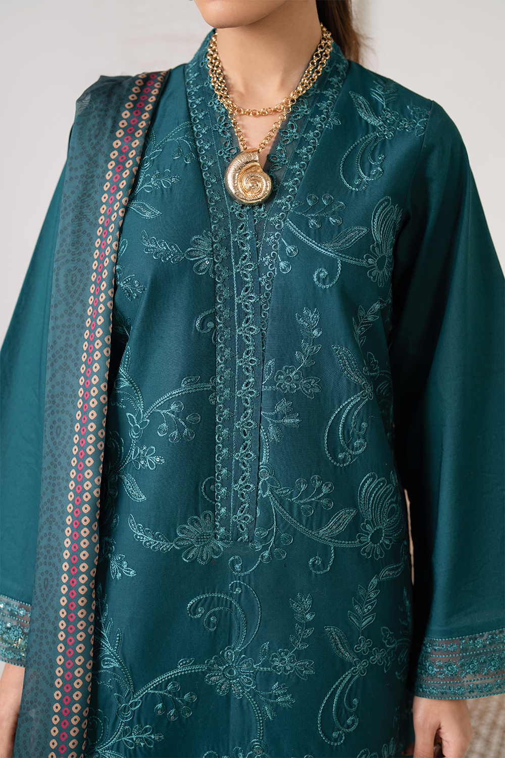 Esra Embroidered Lawn MJ 25 01 Women 3pcs