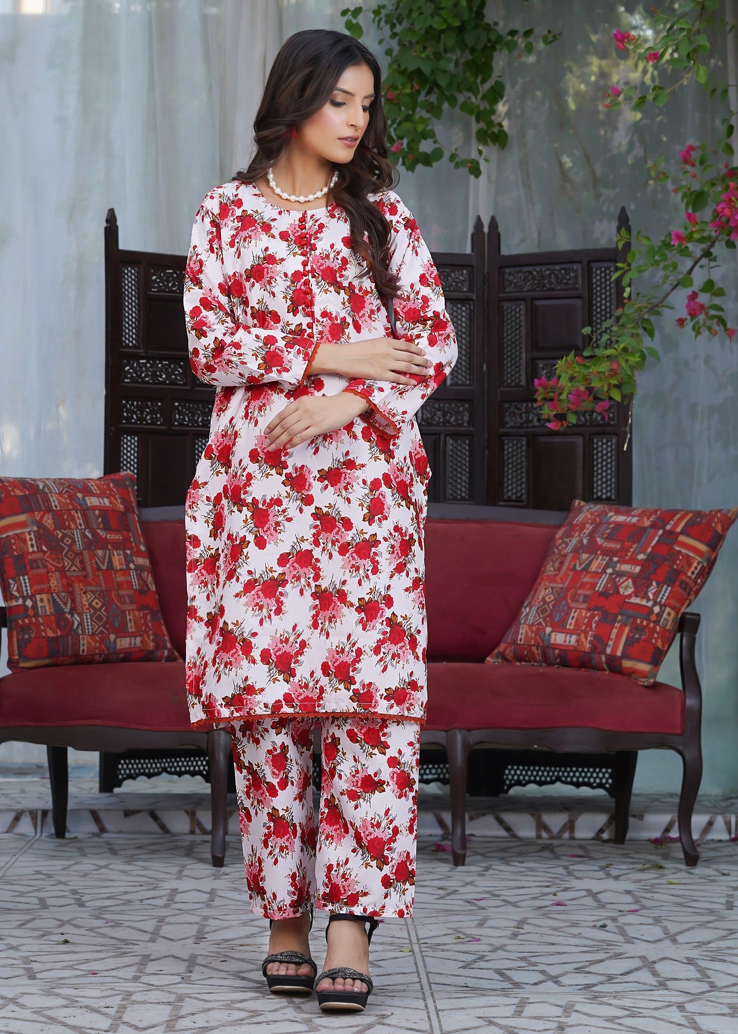 Hamna Kalim SANA RED FLOWER Women 2pcs