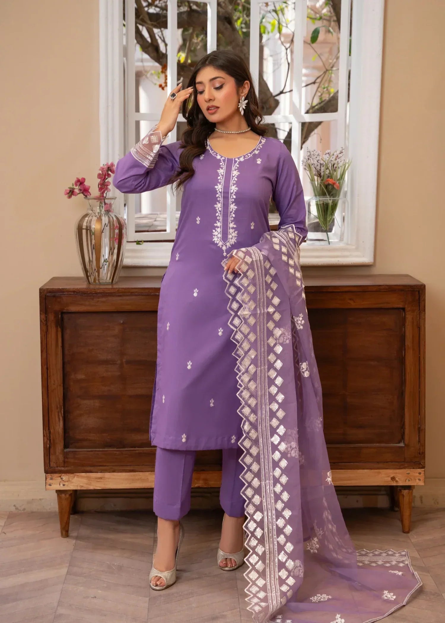 Akhrot Clothing Urooj Women 3pcs