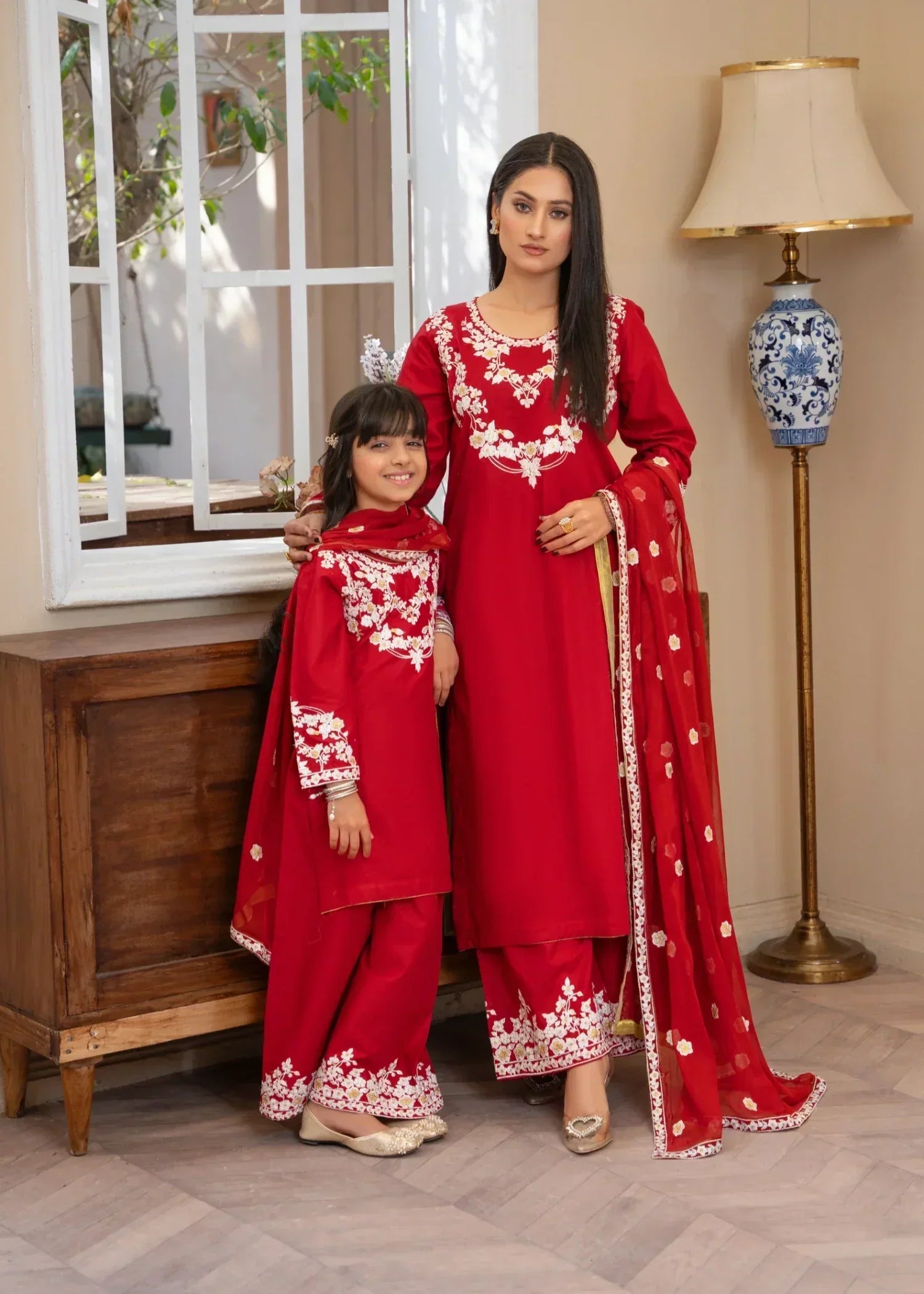 Akhrot Clothing Surkh Bahaar Women 3pcs