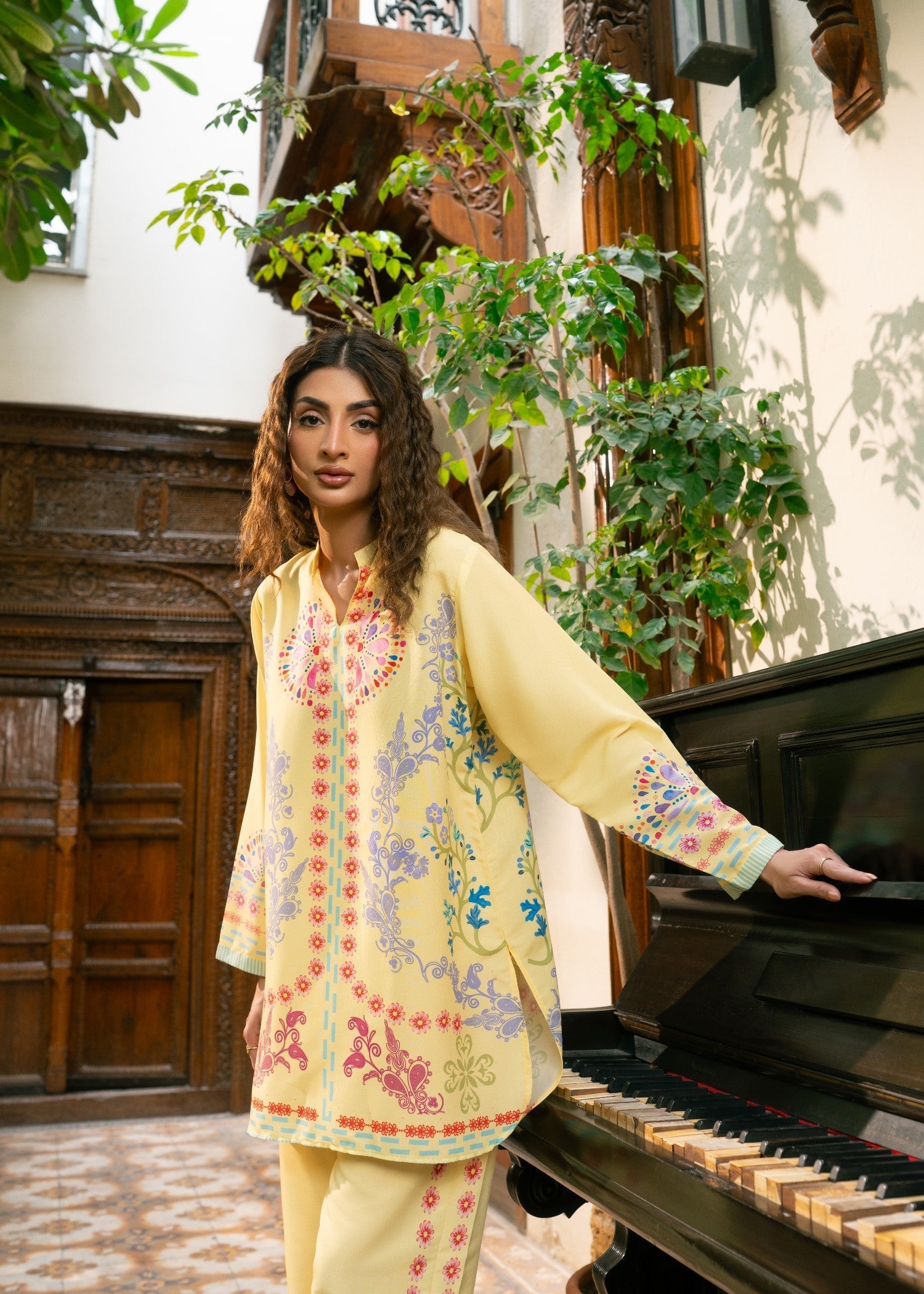 Nairah Colada Women 2pcs