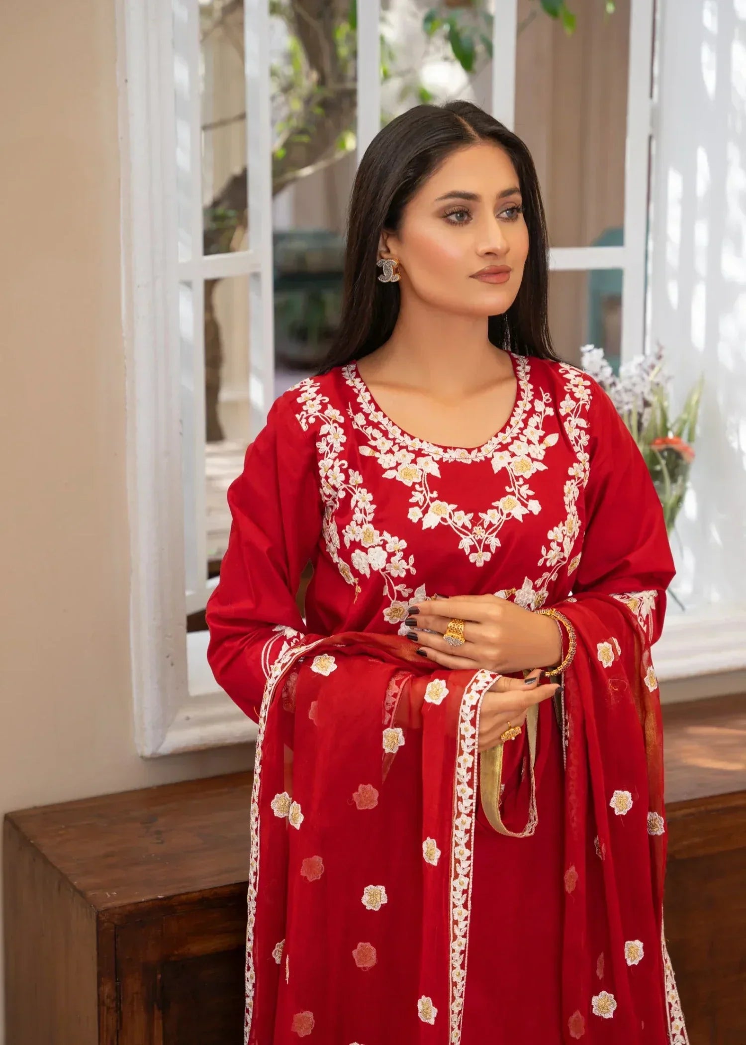 Akhrot Clothing Surkh Bahaar Women 3pcs