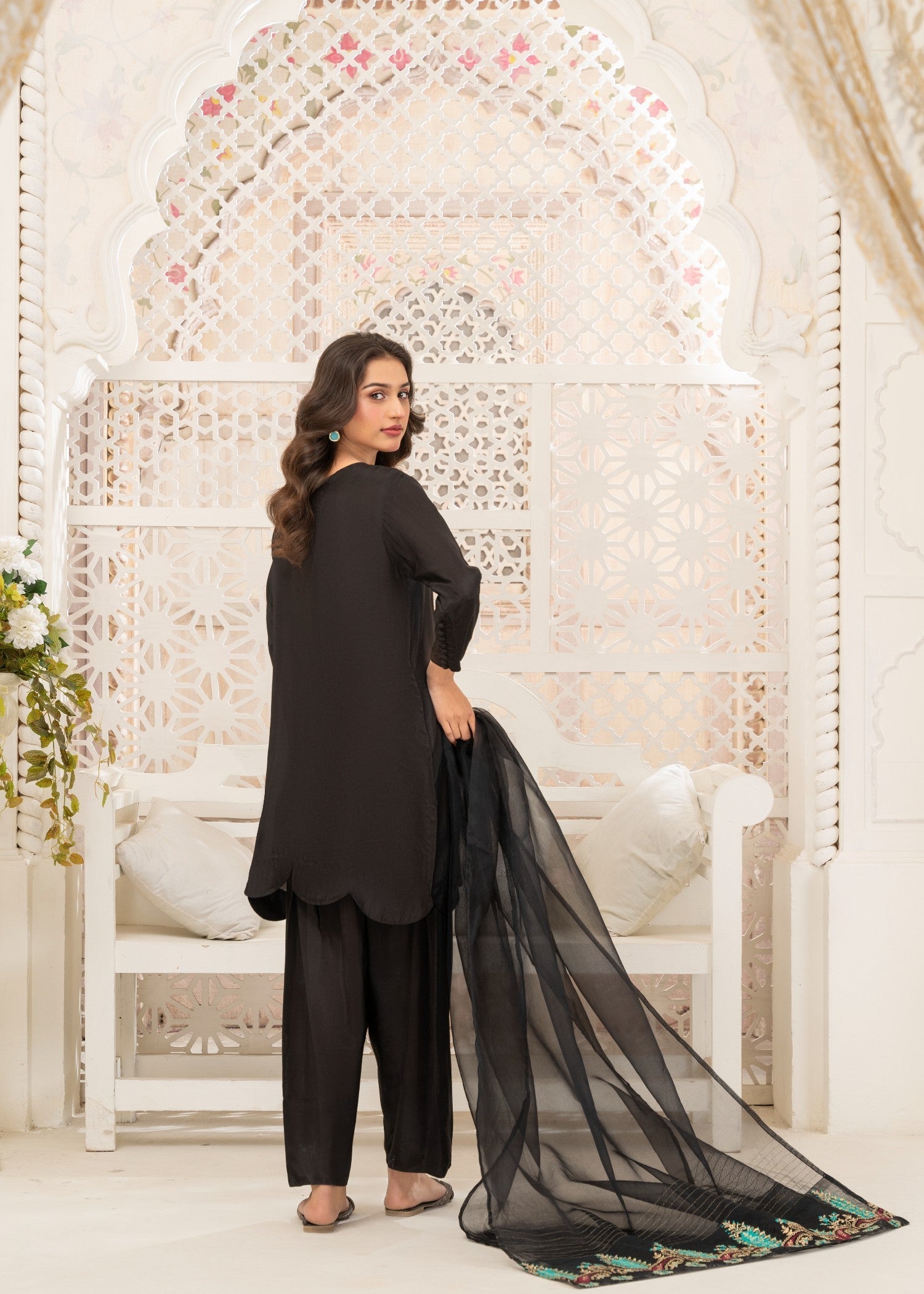 Yusra Ansari Yaeid 03 Nesta Women 3pcs