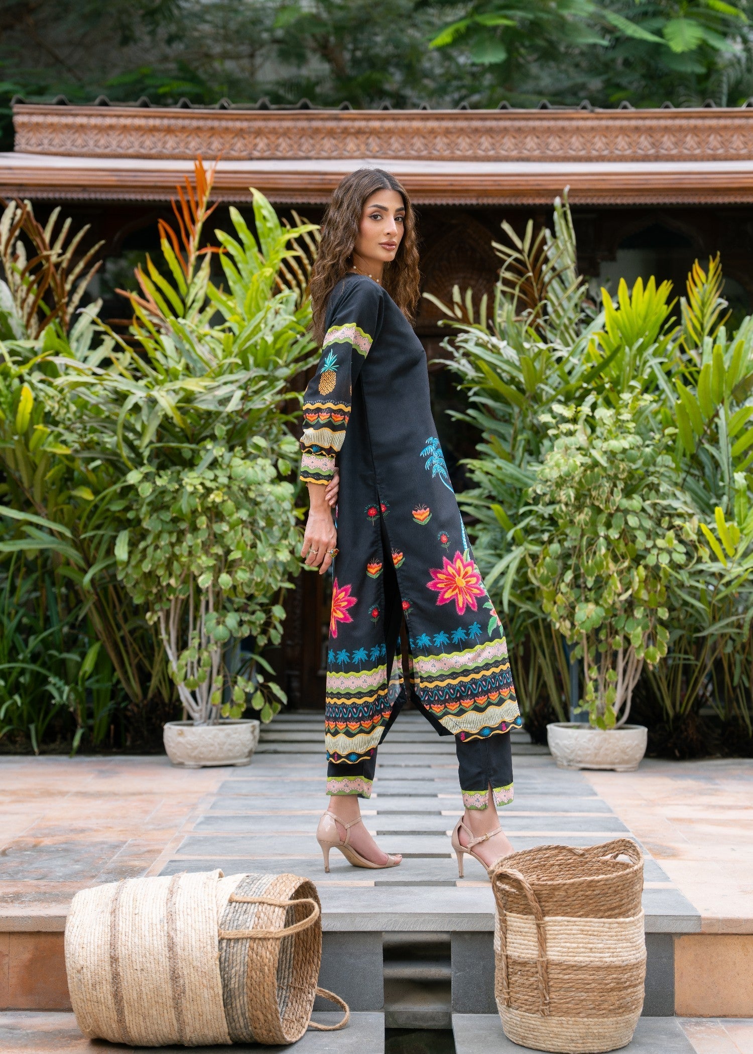 Nairah Mistique Women 2pcs