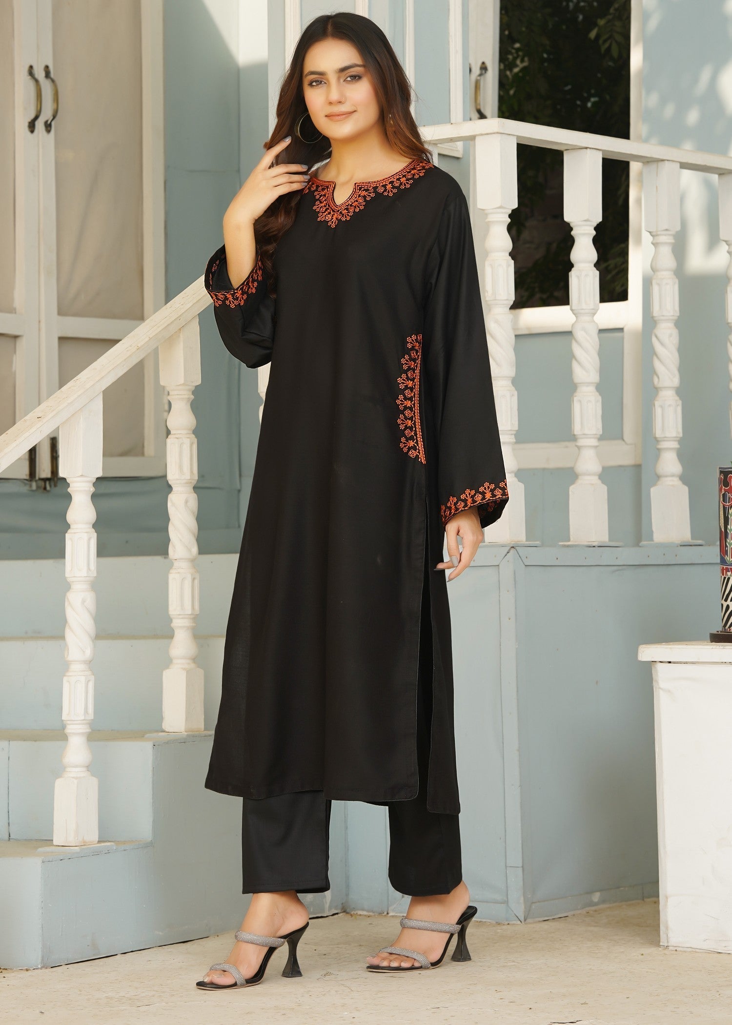 Hamna Kalim MAH JABEEN BLACK TWO PIECE Women 2pcs