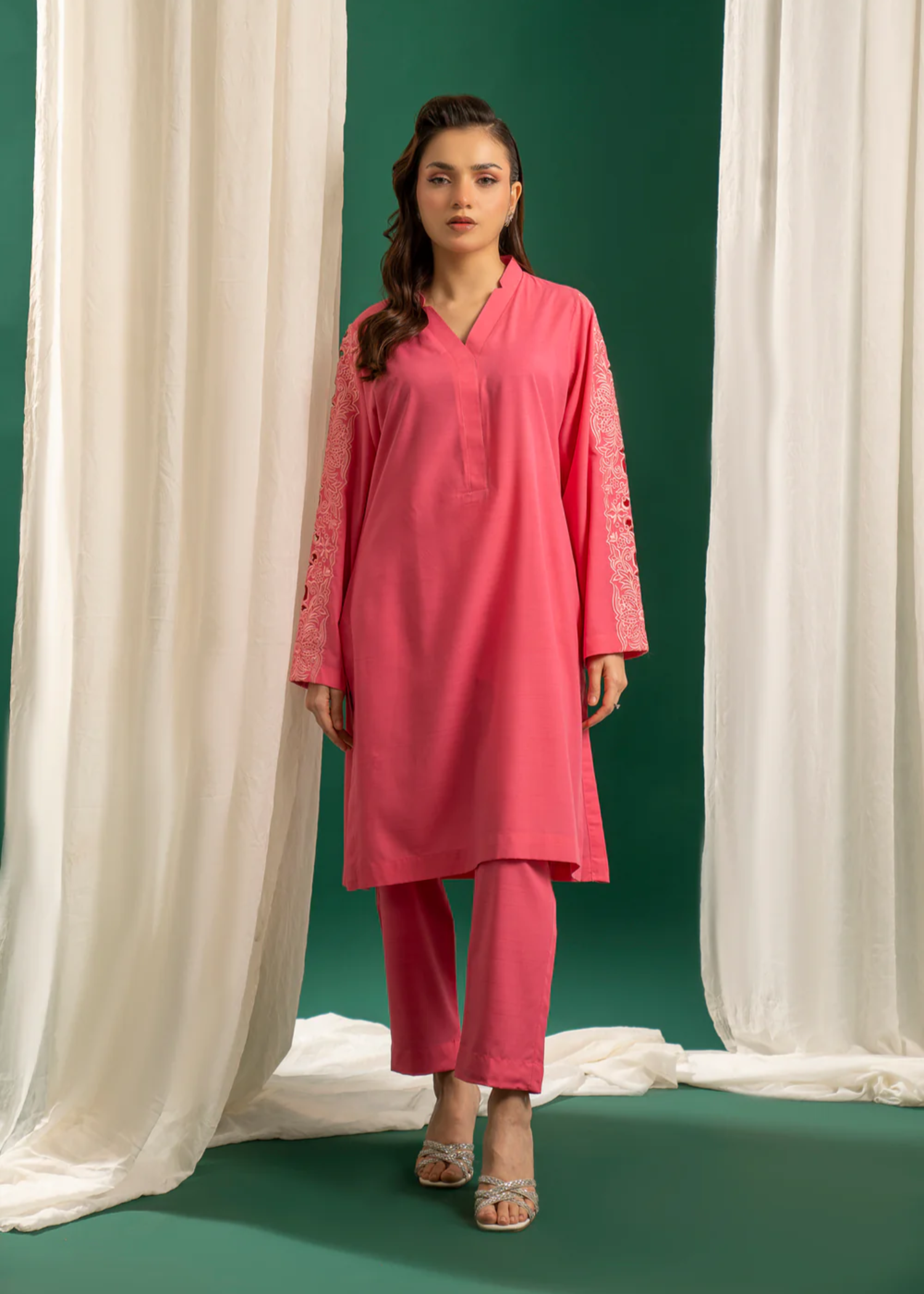 Zouj PINK EMBROIDERED SET Women 2pcs