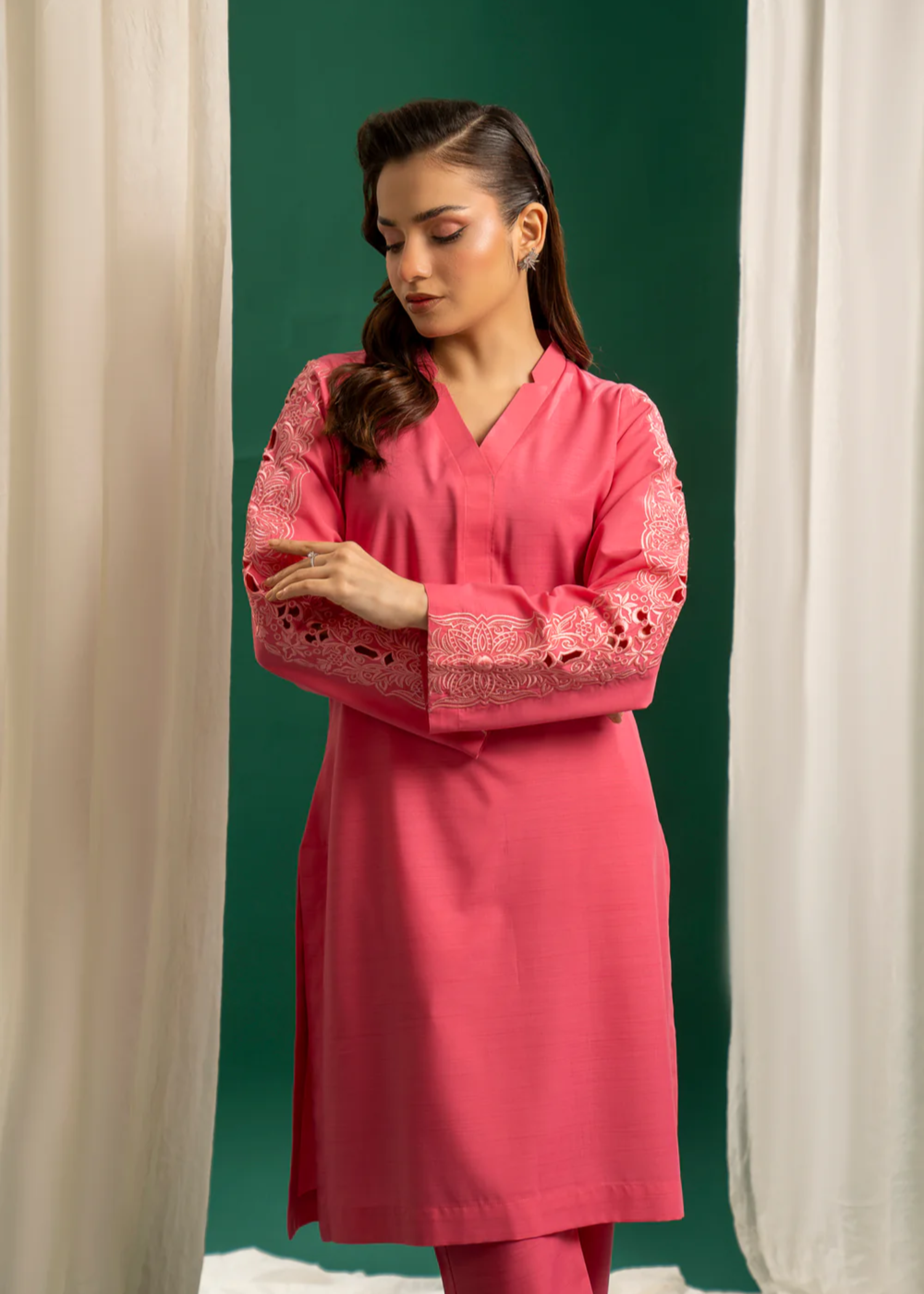 Zouj PINK EMBROIDERED SET Women 2pcs