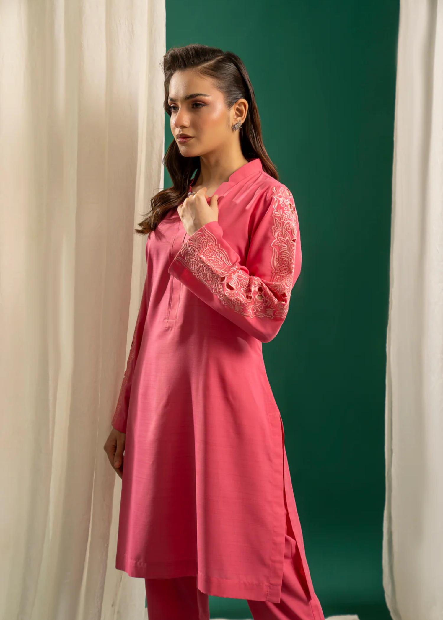 Zouj PINK EMBROIDERED SET Women 2pcs