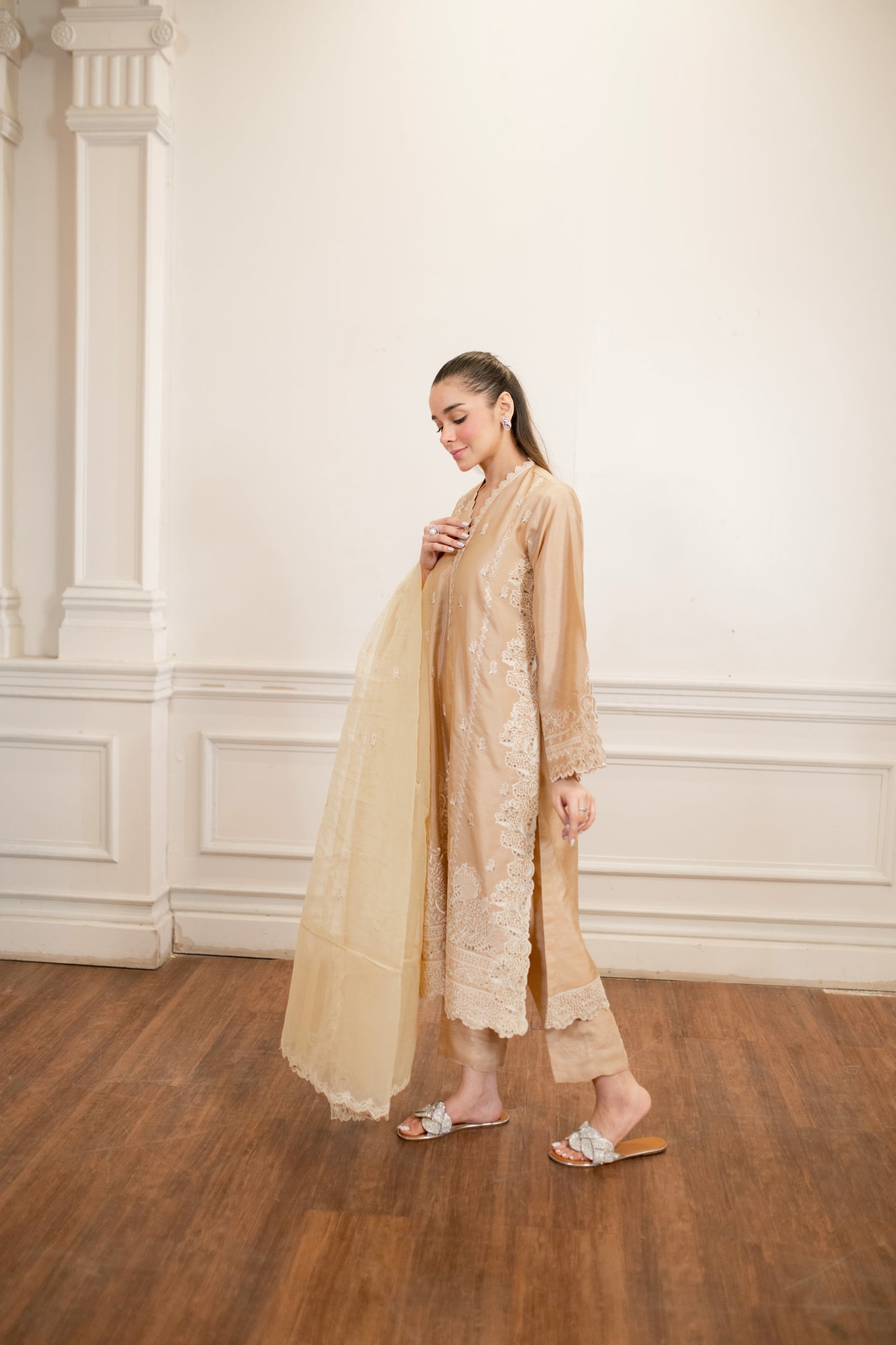 Lakhany Ready To Wear Embroidered Pret Women 3pcs