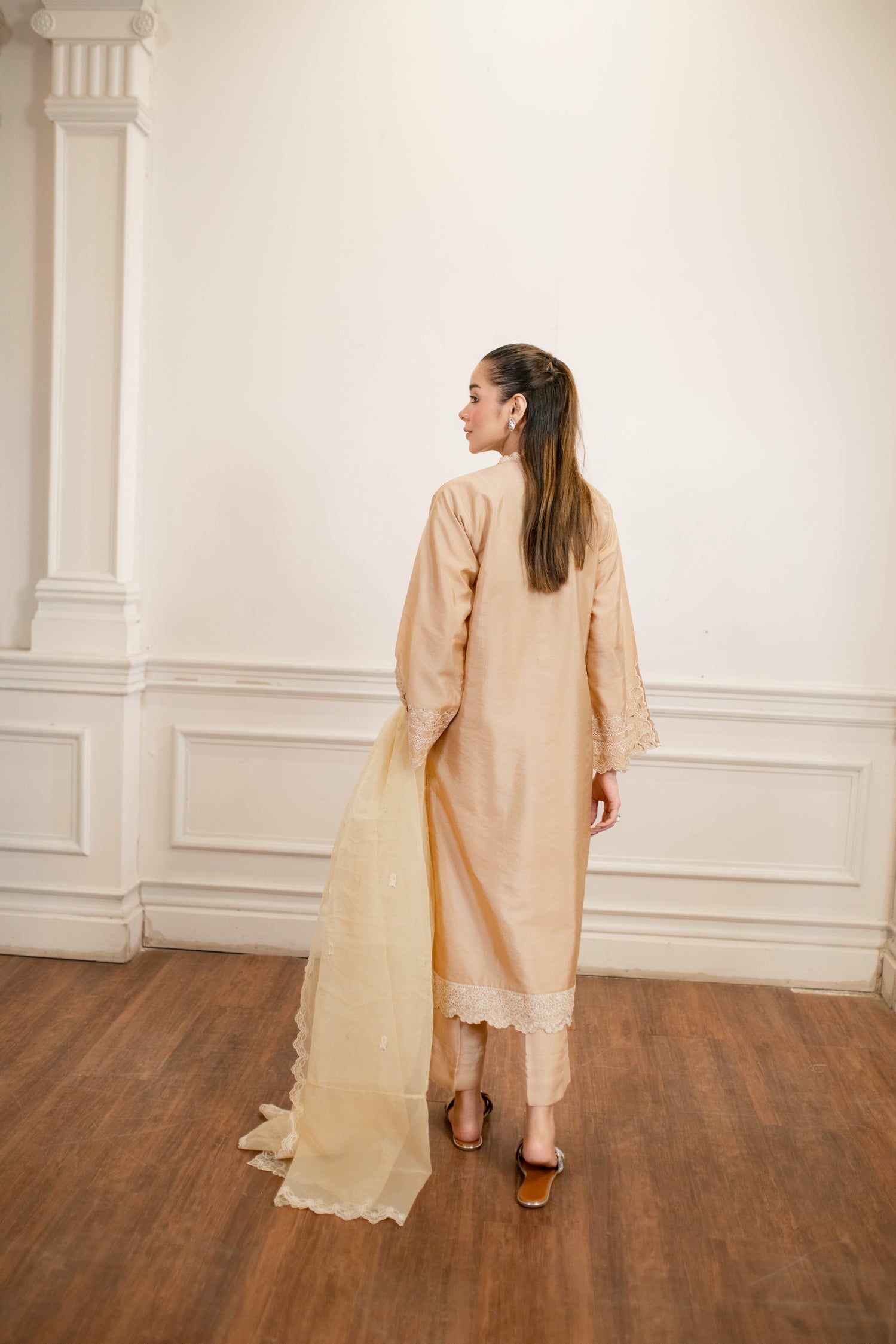 Lakhany Ready To Wear Embroidered Pret Women 3pcs