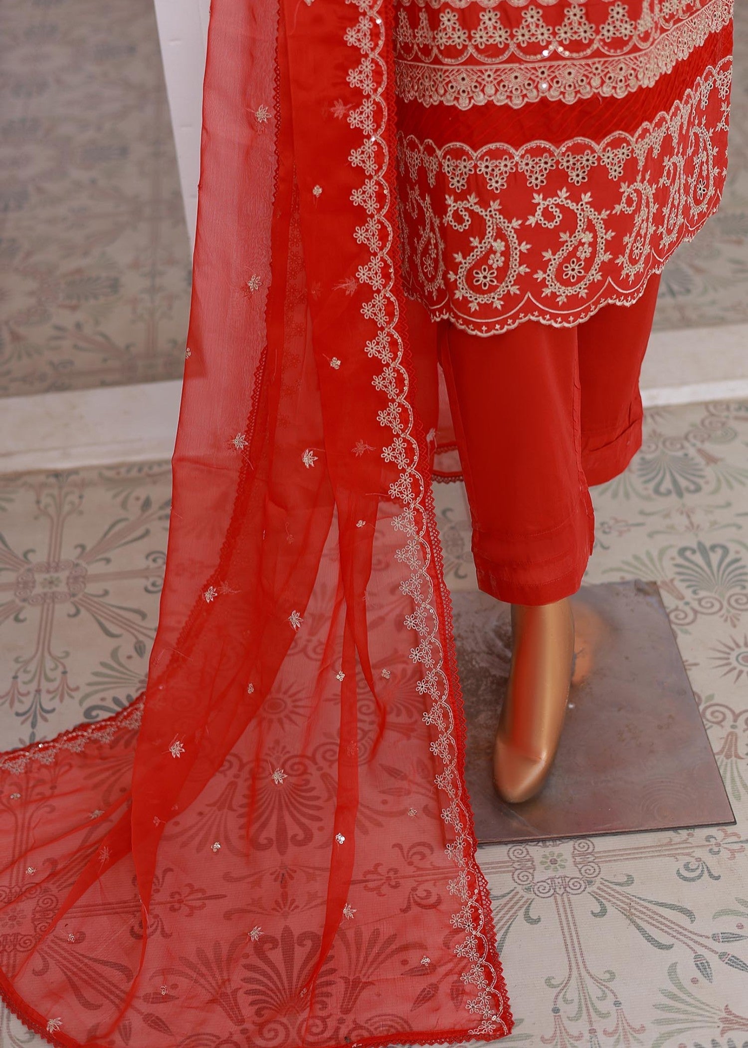 Suntex Fabrics – RED Festive Embroidered Women 3pcs