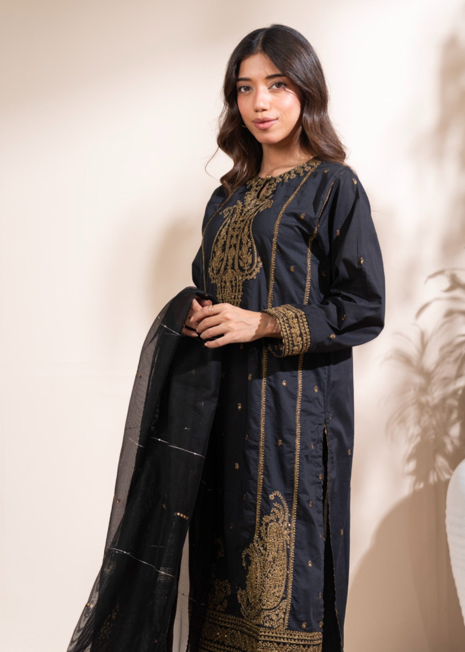 Alkaram Studio GFSU6113 Women 3pcs