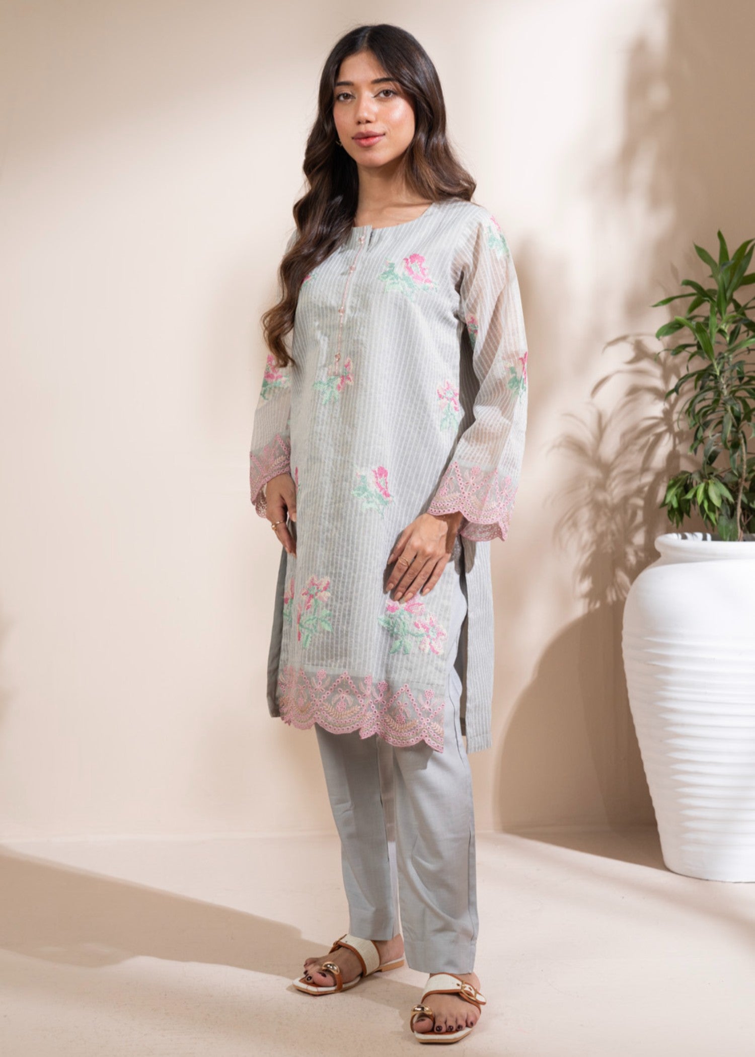 Alkaram Studio GFSU5945 Women 3pcs