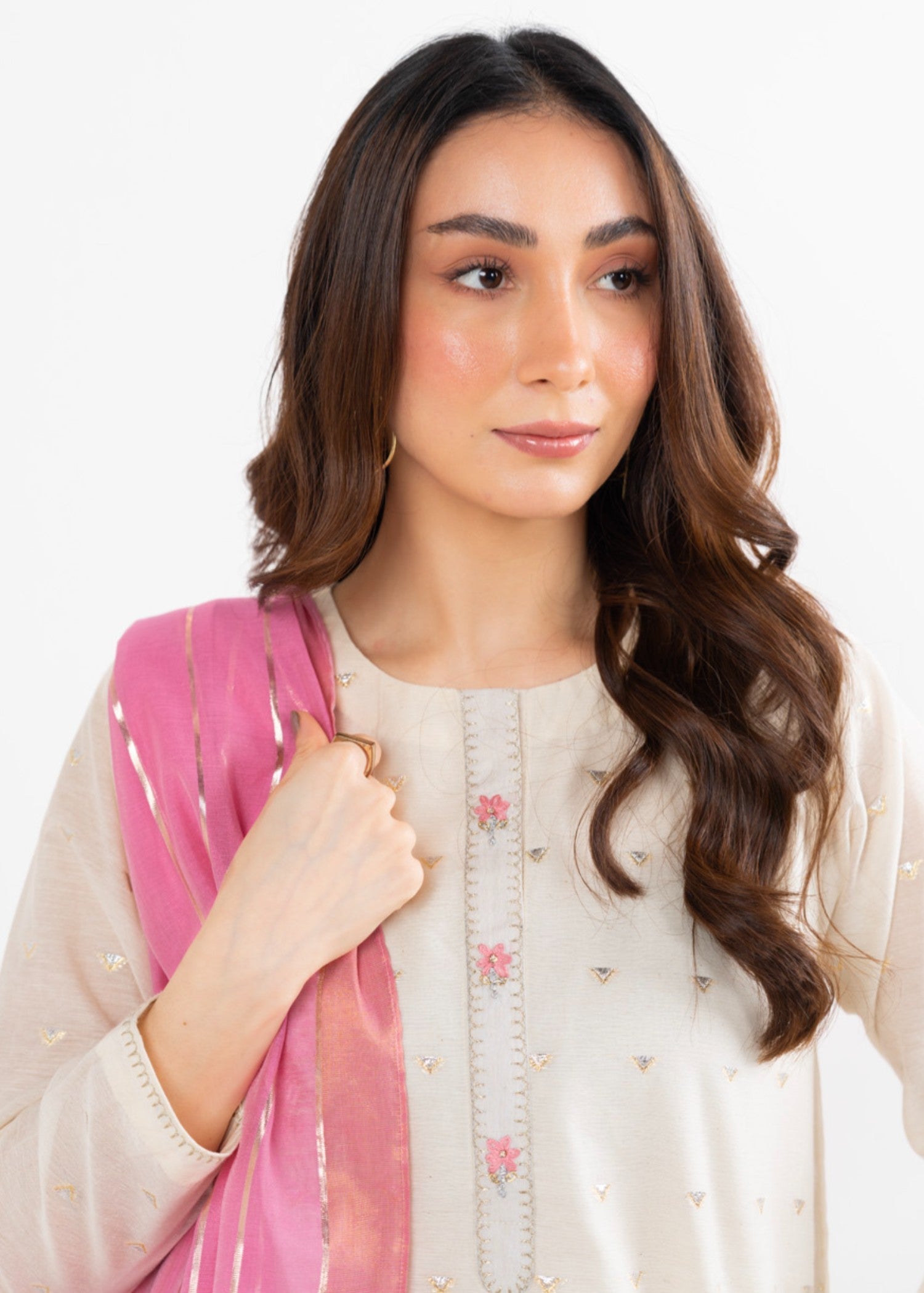 Alkaram Studio GFSU5948 Women 3pcs