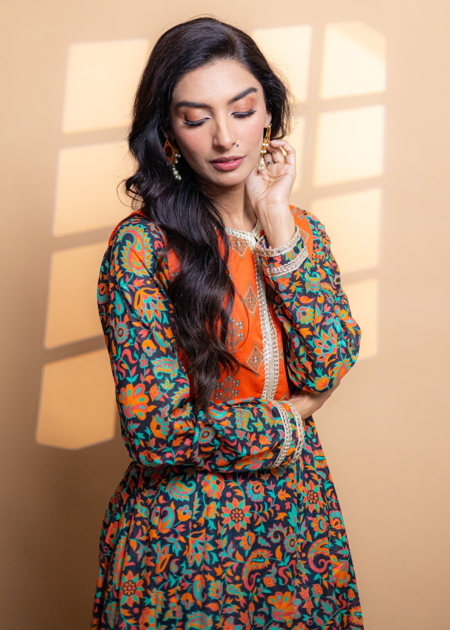 Aqasi chandi raat Women 2pcs