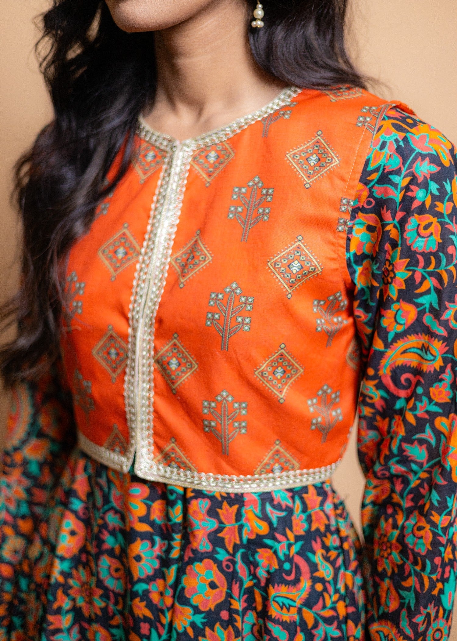 Aqasi chandi raat Women 2pcs