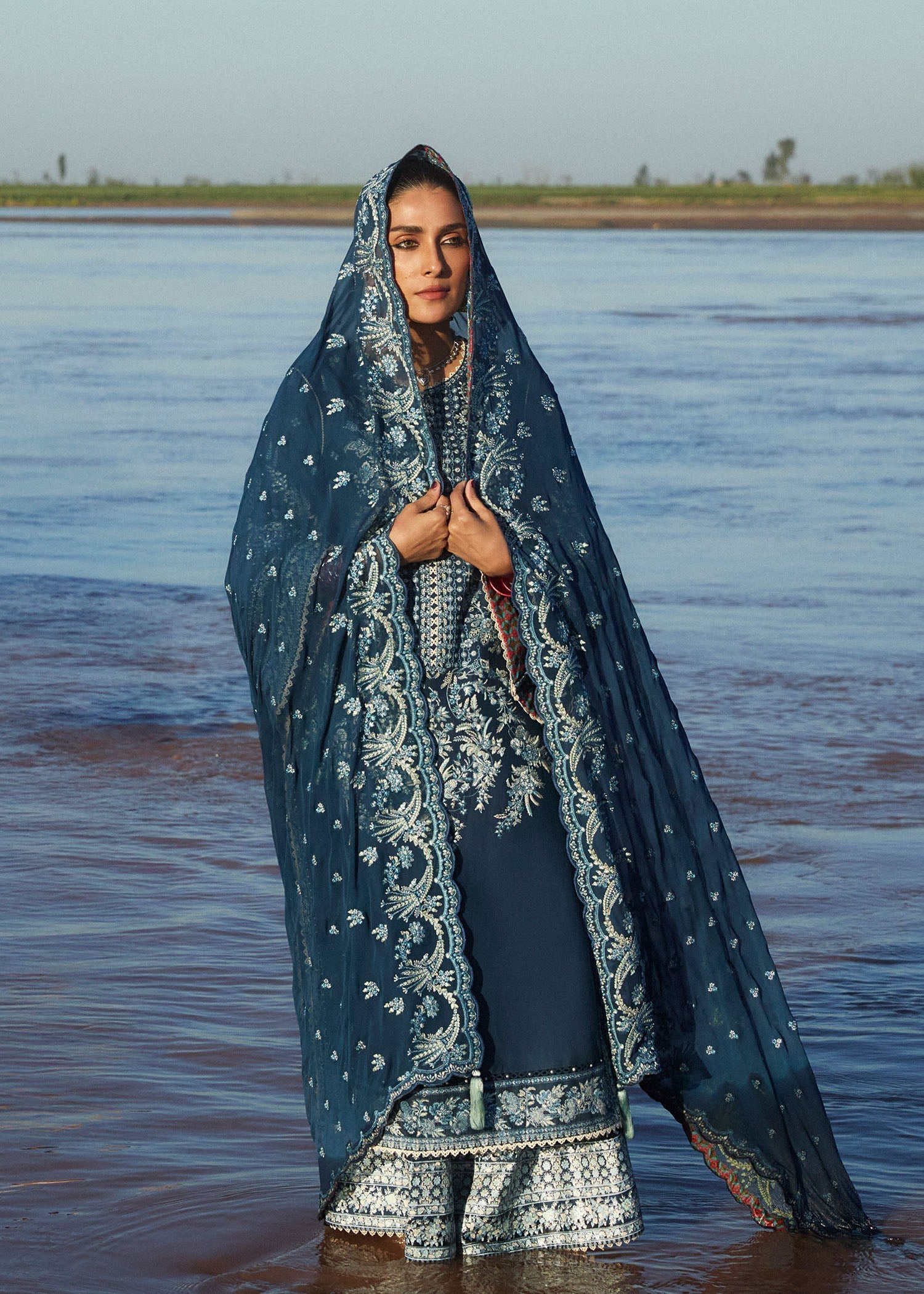 Hussain Rehar Demo Meherbano Women 3pcs