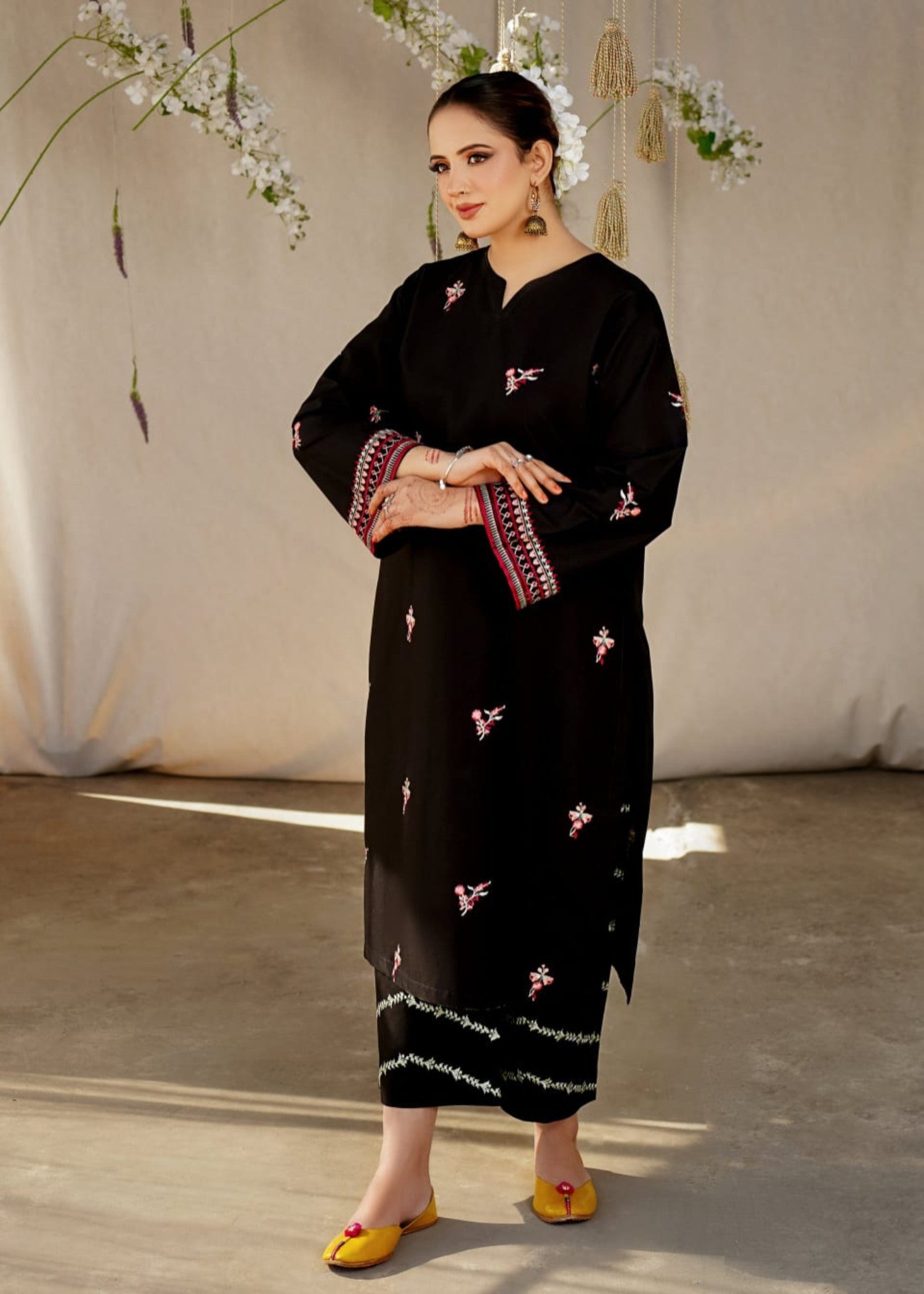 Shehroz Fashion ROYAL GRACE EMBROIDERED LAWN DRESS Women 2pcs