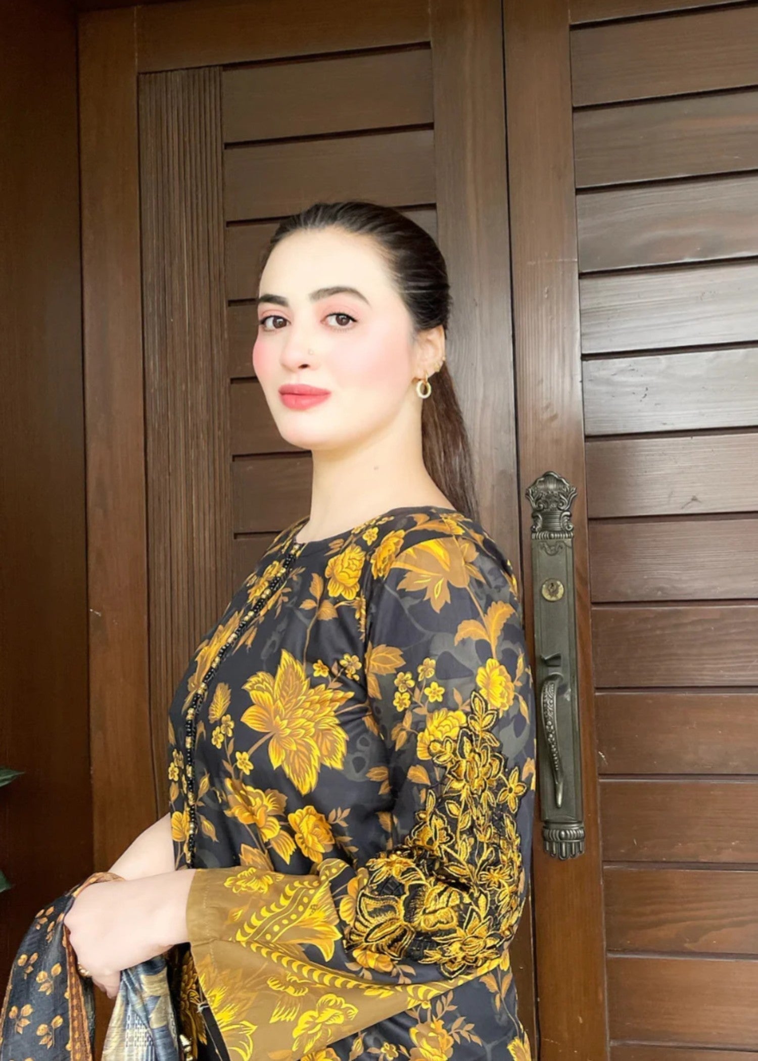 Kala Jora RANI 2 Women 3pcs