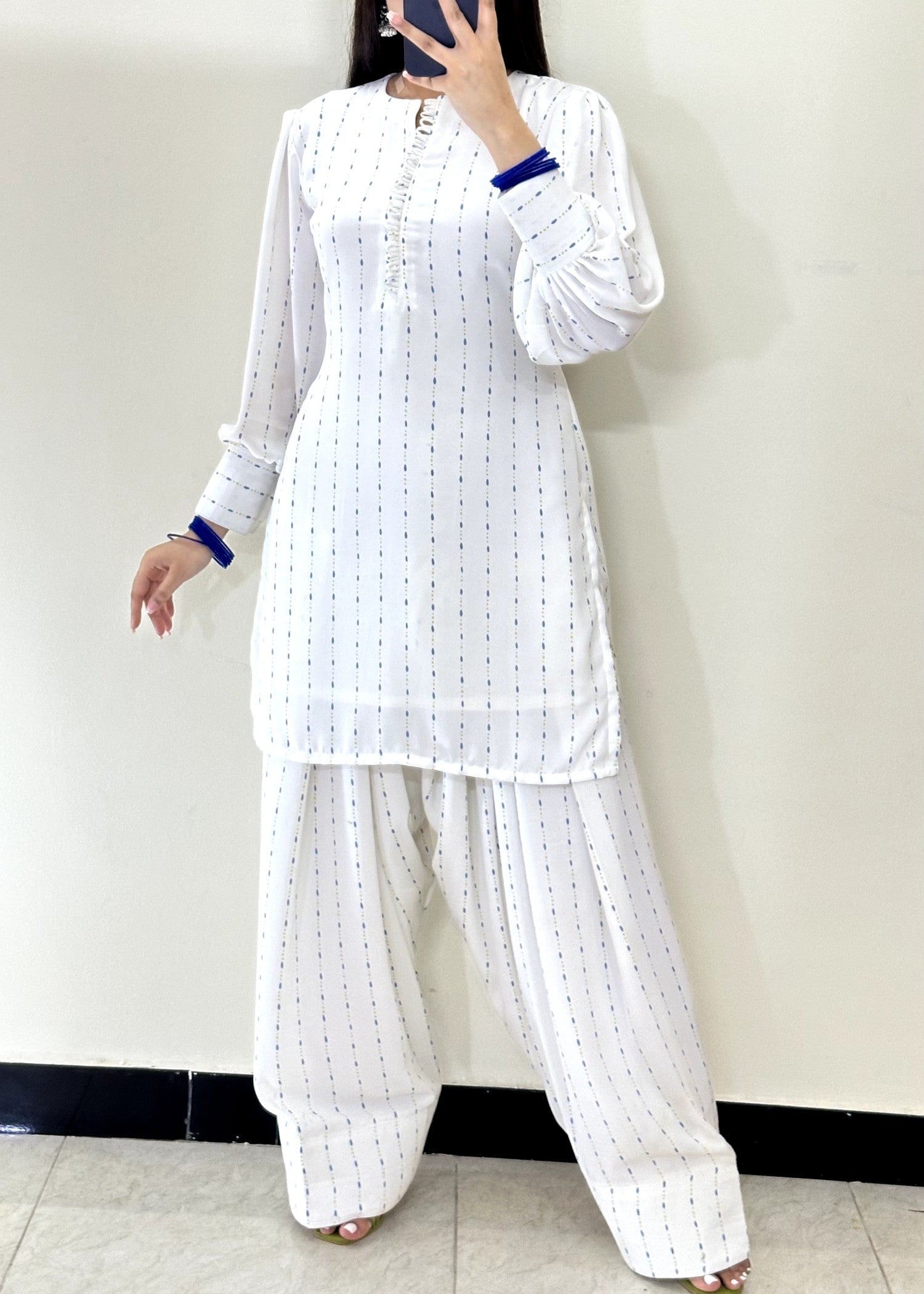 Fashion Trends 4 U Snow White farshi shalwar Women 3pcs