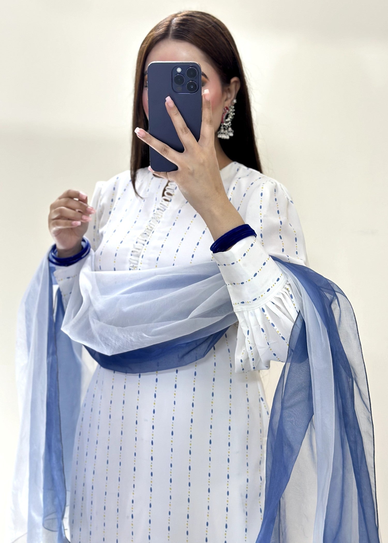 Fashion Trends 4 U Snow White farshi shalwar Women 3pcs